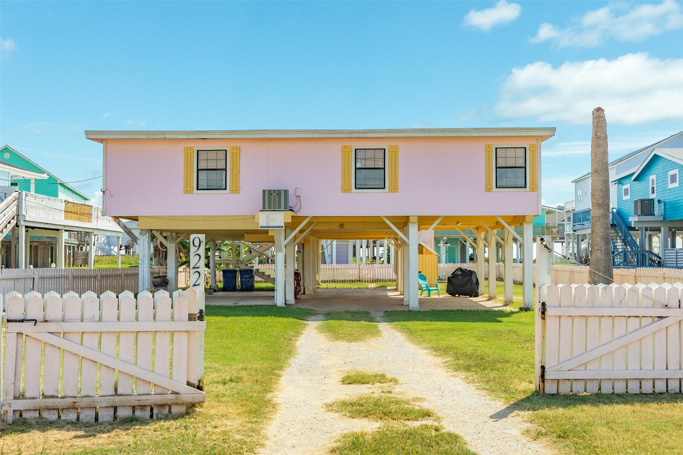 922 Seashell Drive Property Photo 6