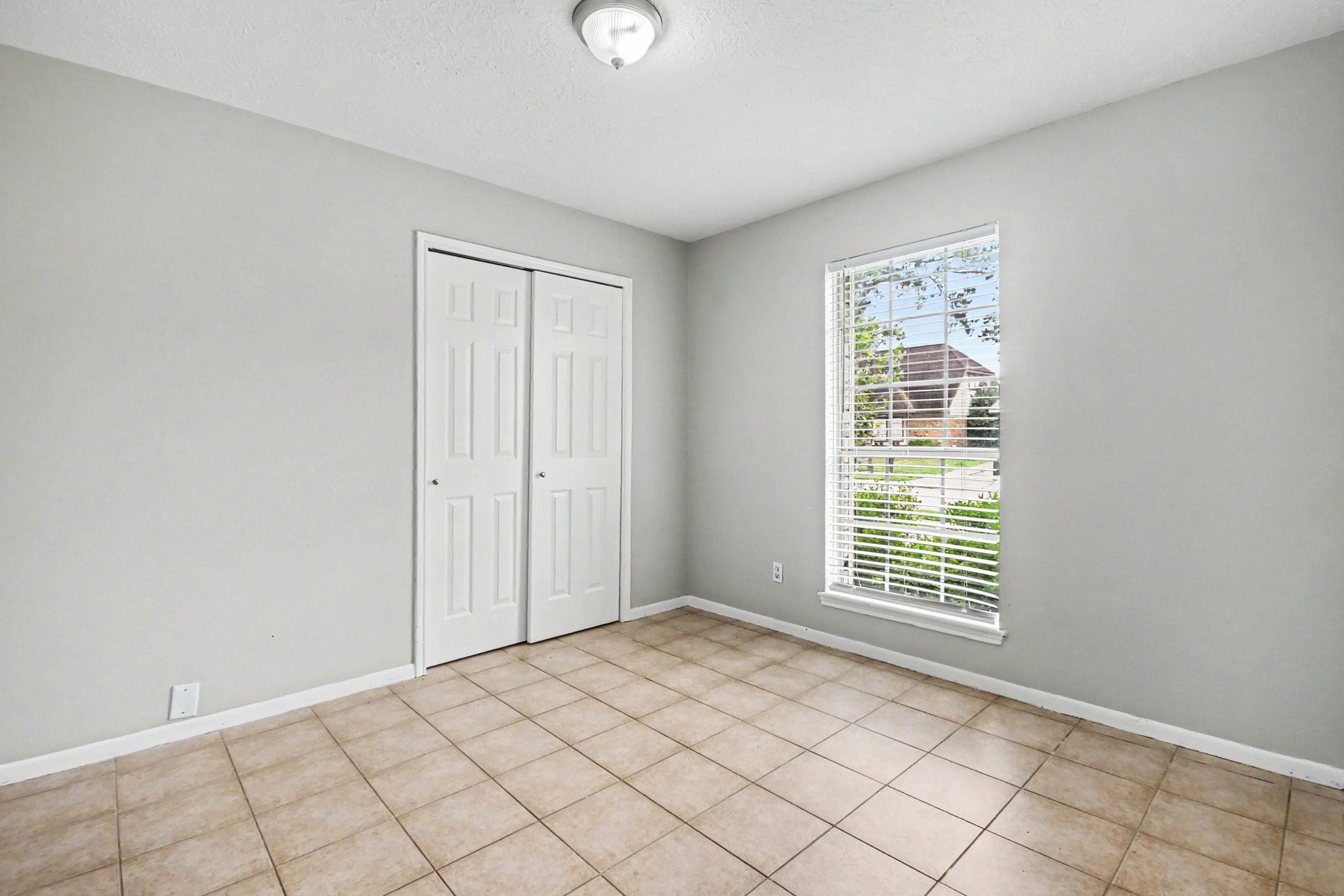 4306 Oneida Street Property Photo 16