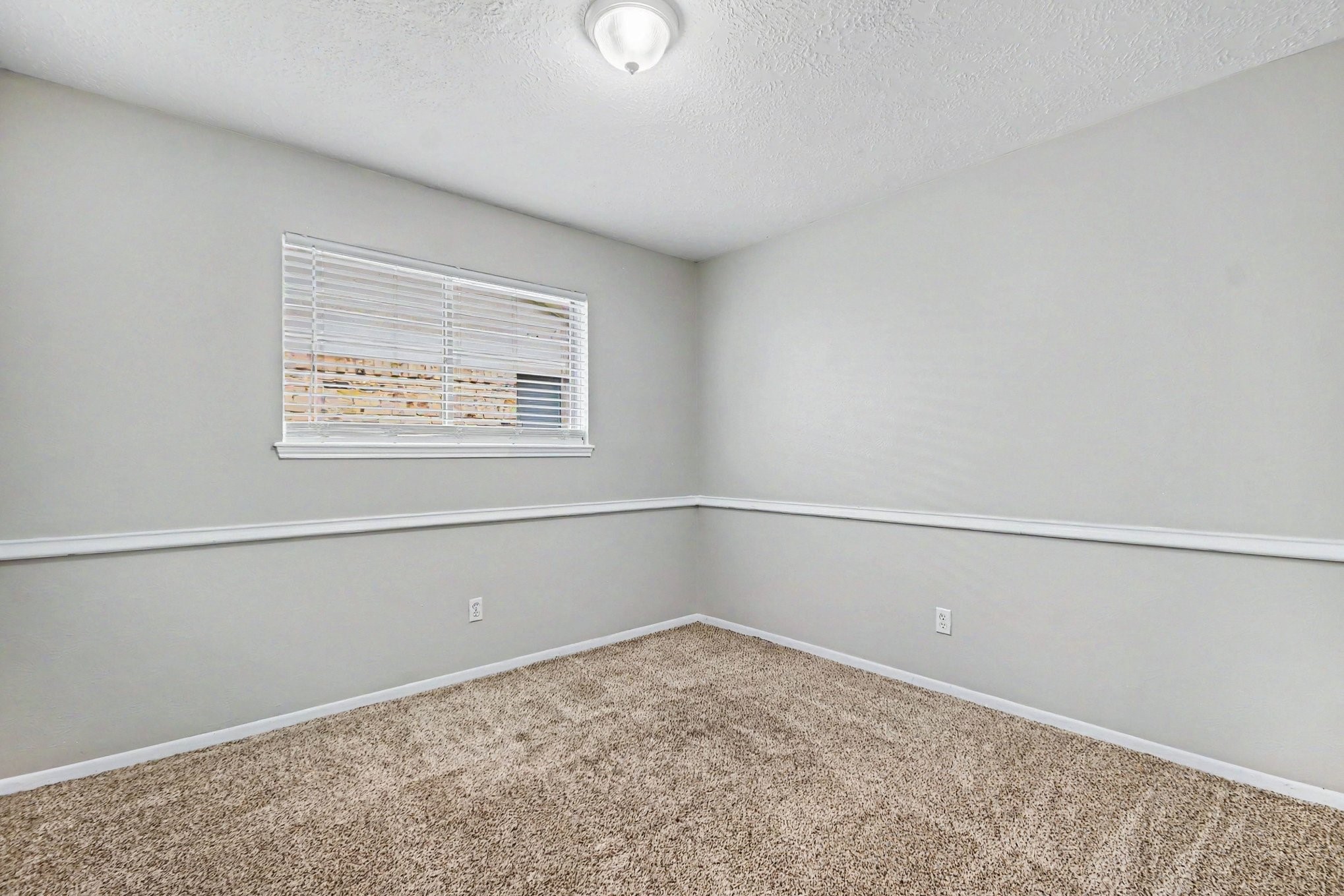 4306 Oneida Street Property Photo 17