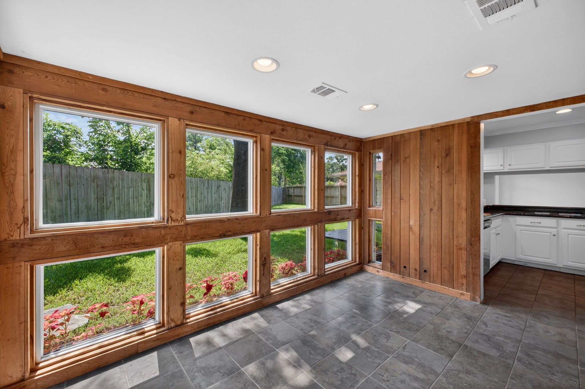 4218 Glebe Road Property Photo 16