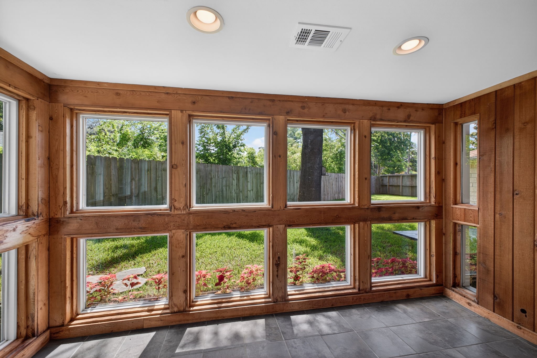 4218 Glebe Road Property Photo 17