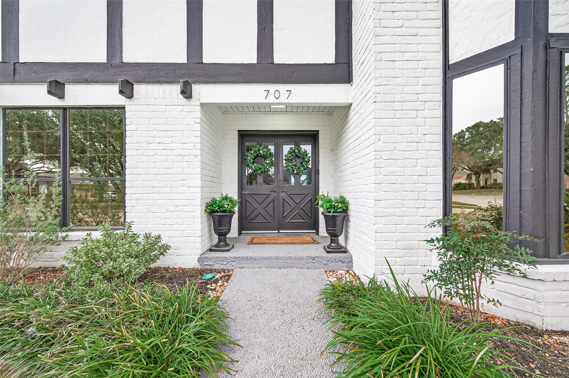 707 Montclair Boulevard Property Photo 3