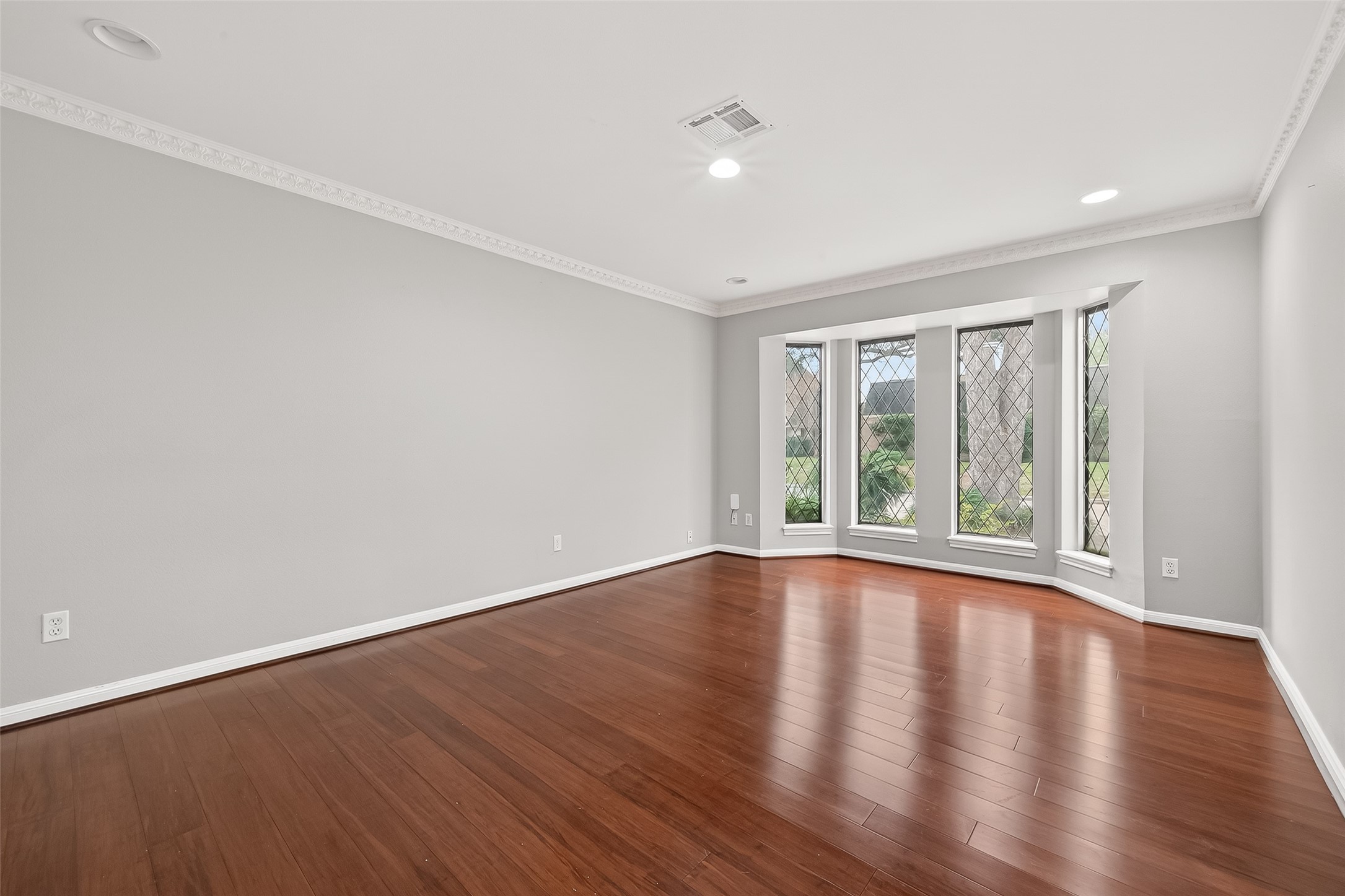 707 Montclair Boulevard Property Photo 17