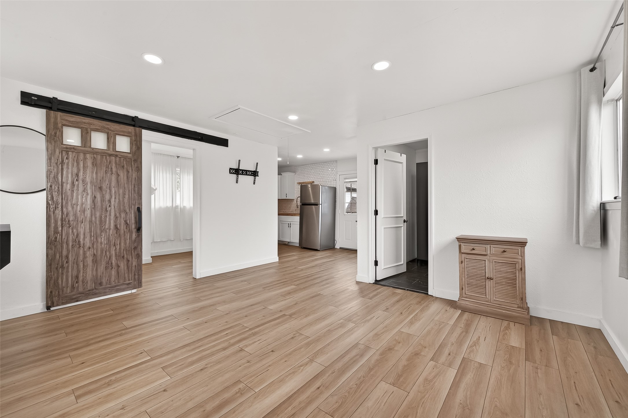 707 Montclair Boulevard Property Photo 32