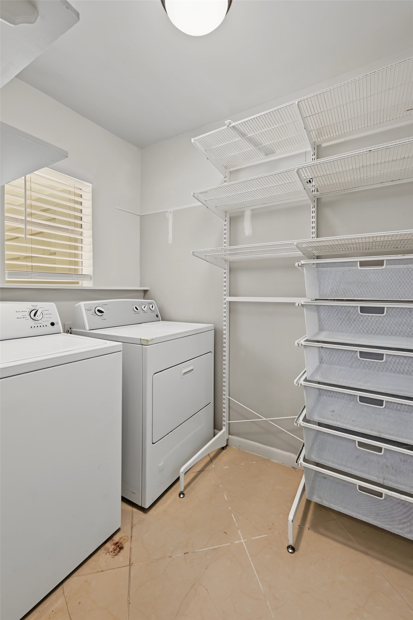 5616 Pine Street Property Photo 20