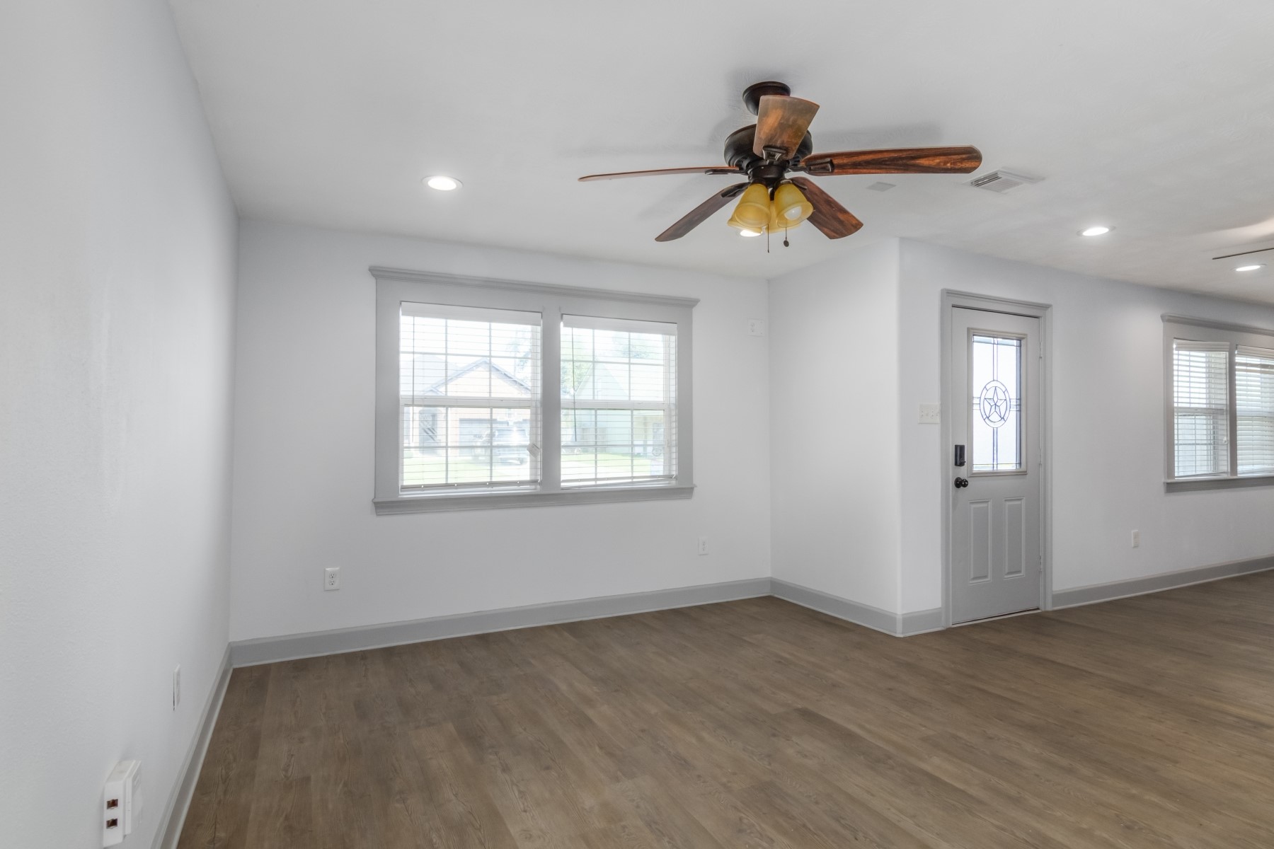 2206 Hillshire Drive Property Photo 6