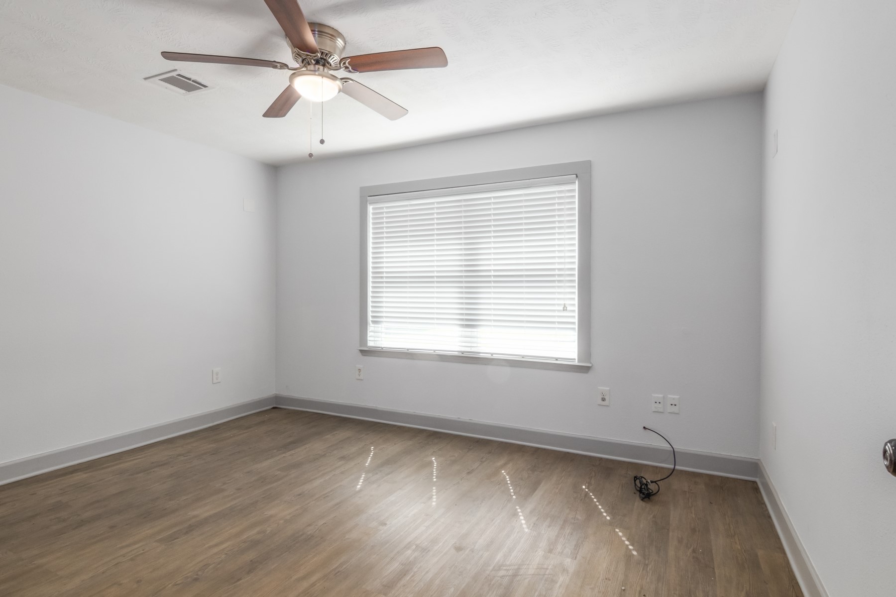 2206 Hillshire Drive Property Photo 18