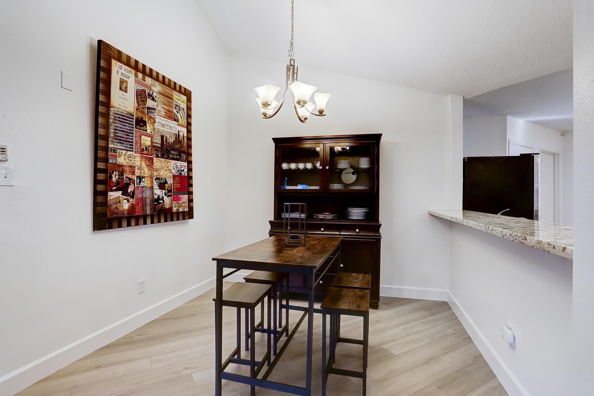 6819 Yardley Drive Property Photo 7