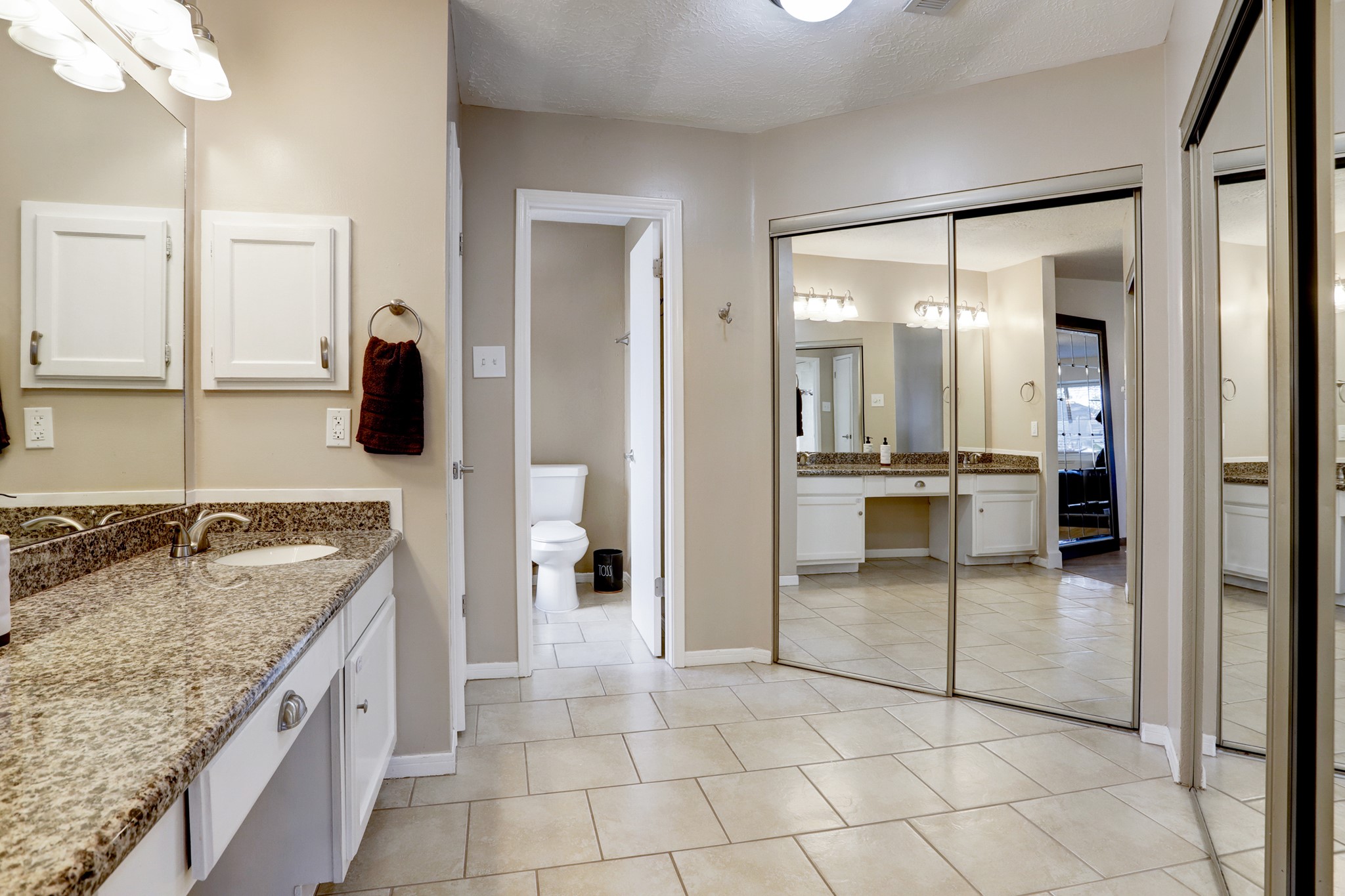 6819 Yardley Drive Property Photo 10