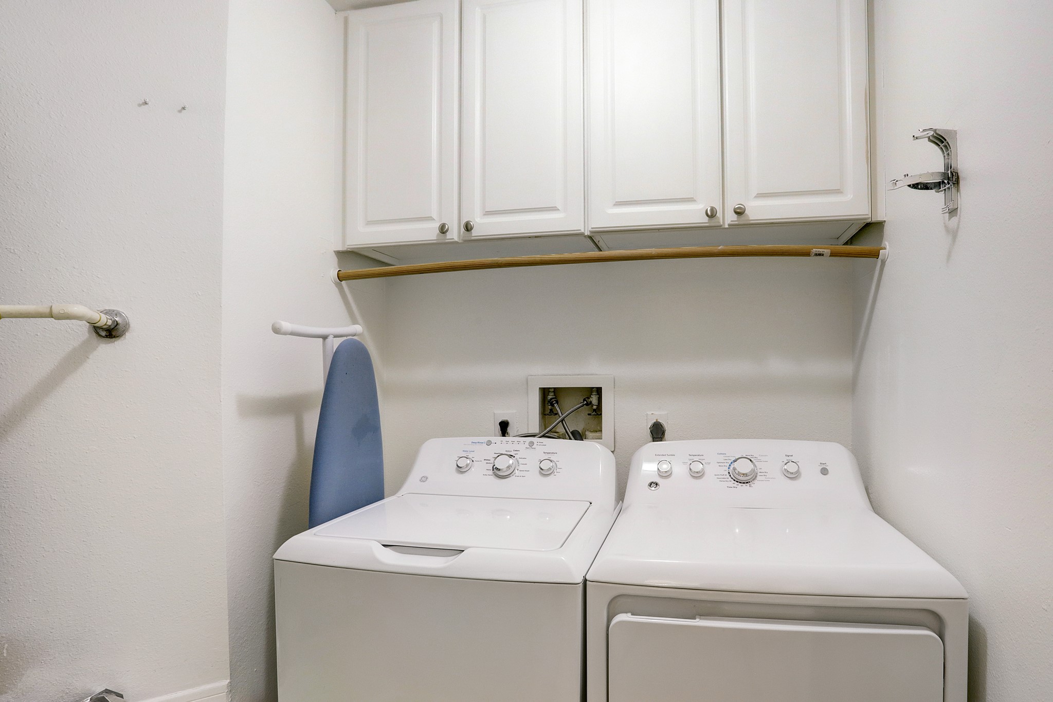 6819 Yardley Drive Property Photo 15