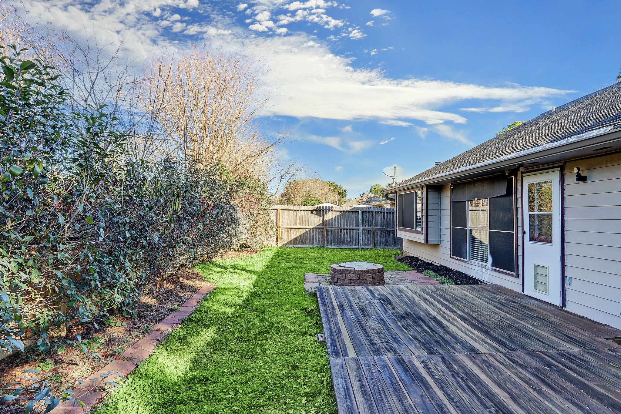 6819 Yardley Drive Property Photo 16