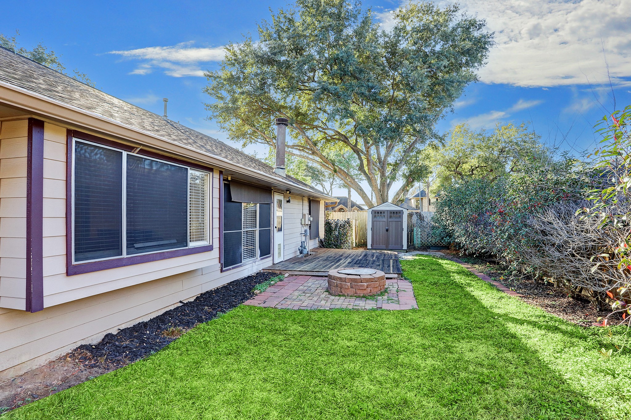 6819 Yardley Drive Property Photo 17