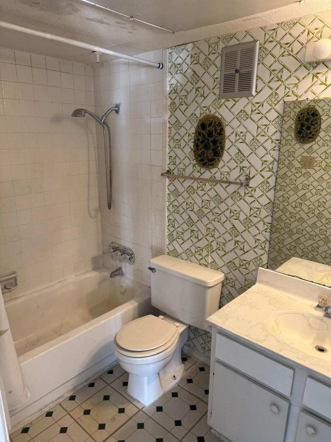 10603 S Wilcrest Drive 35 Property Photo 8