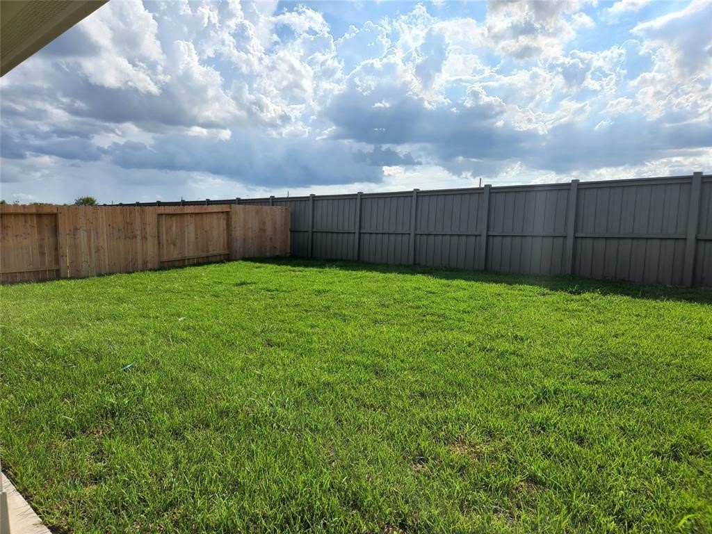 7738 Robert Lane Property Photo 8