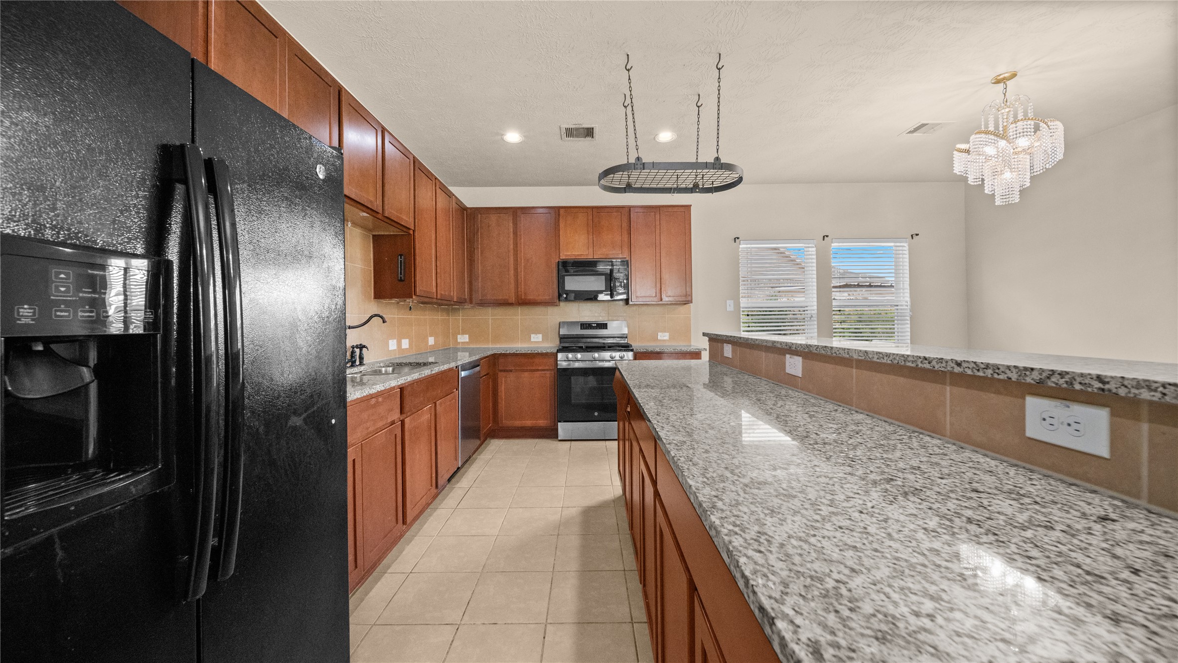 2237 Onyx Court Property Photo 5
