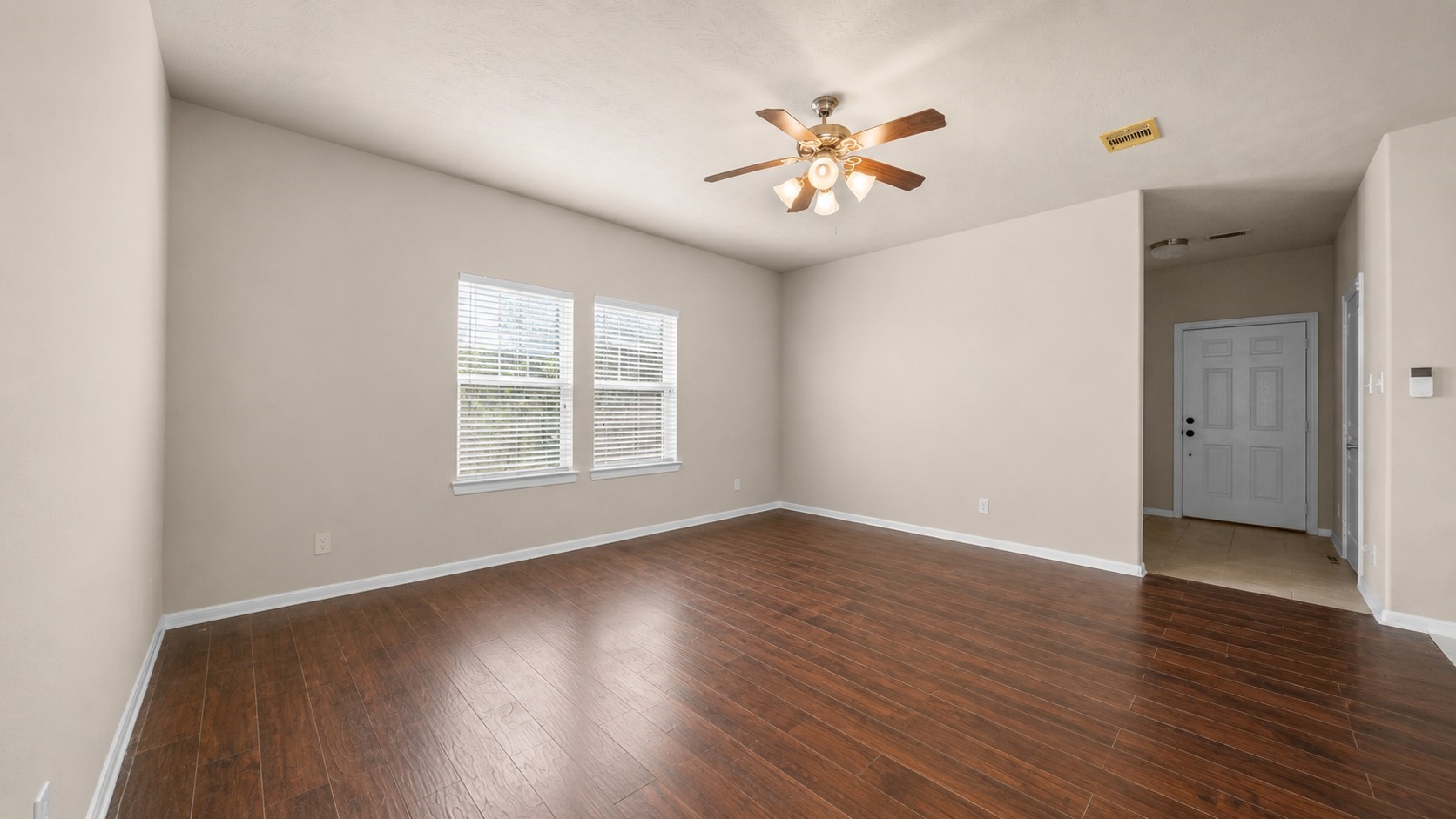 2237 Onyx Court Property Photo 7
