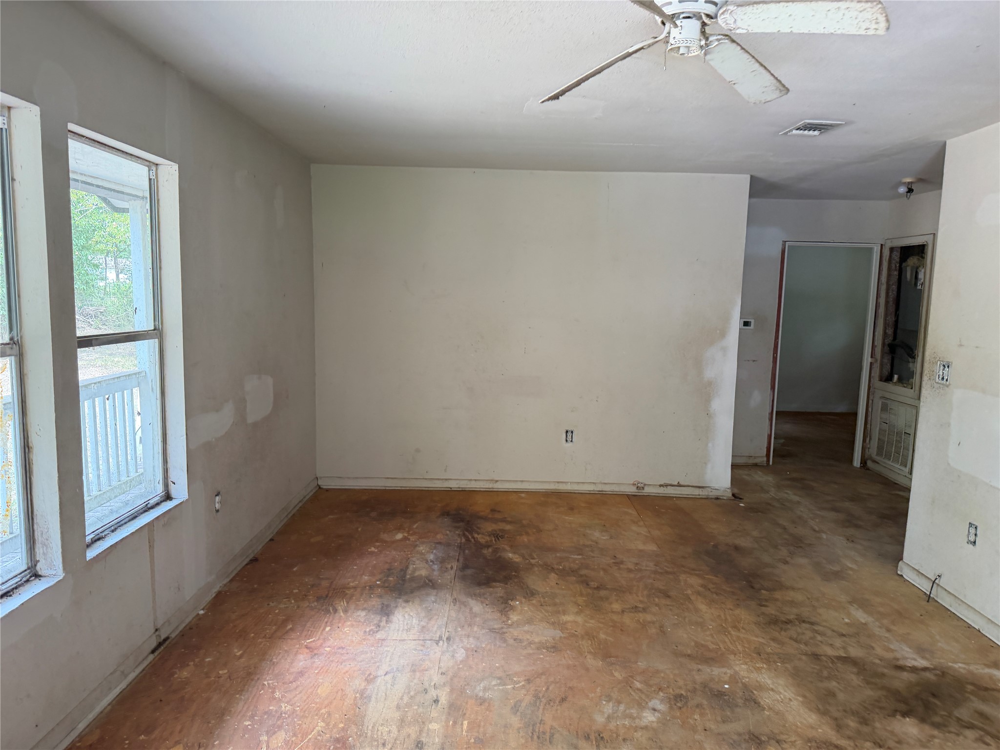 1702 Williams Street Property Photo 2
