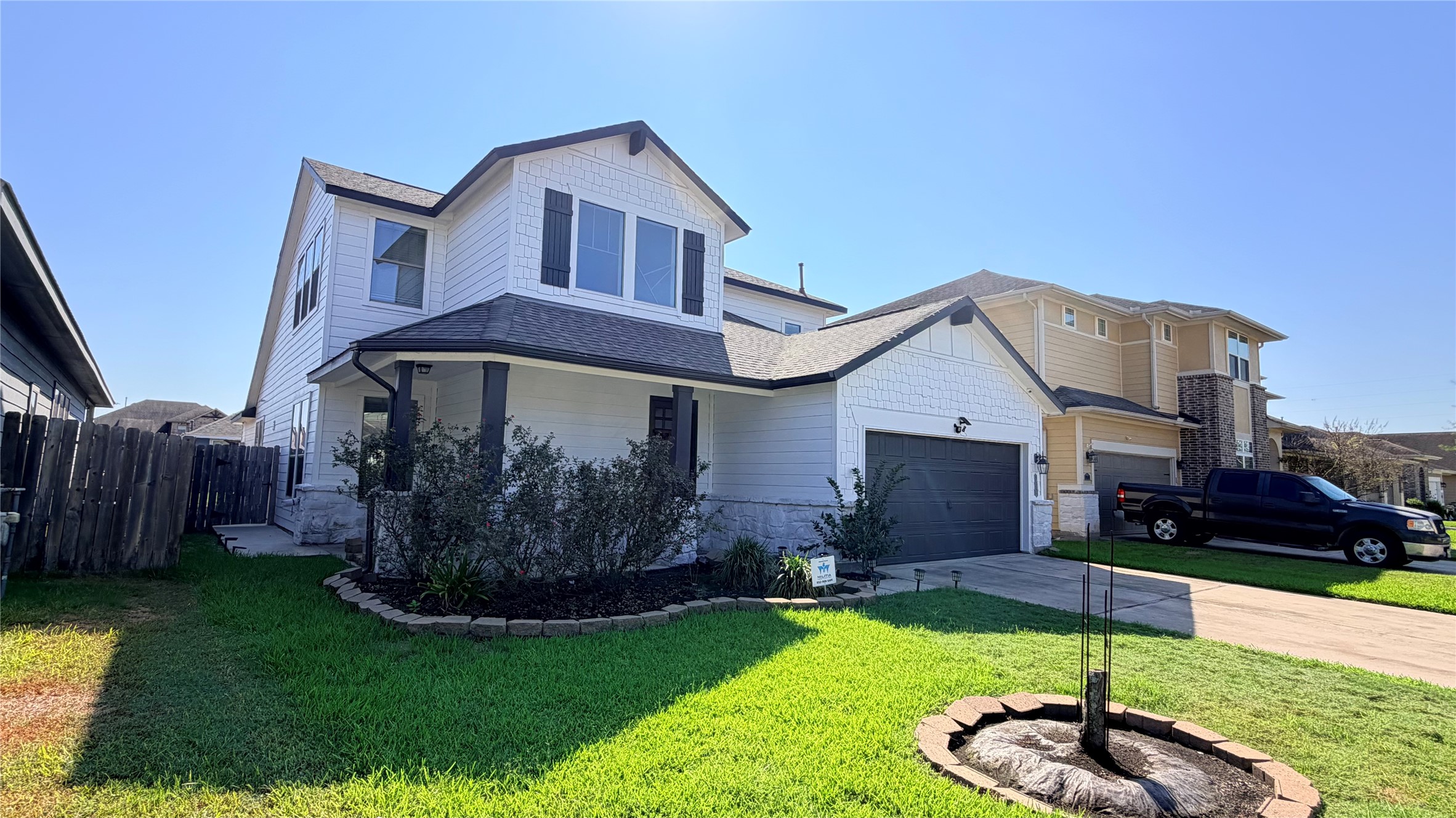 29522 Usonia Drive Property Photo 1