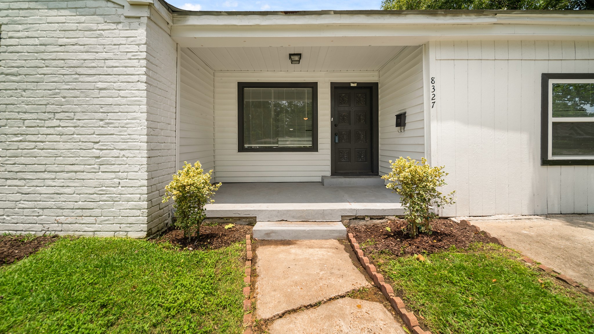 8327 Bonner Drive Property Photo 5