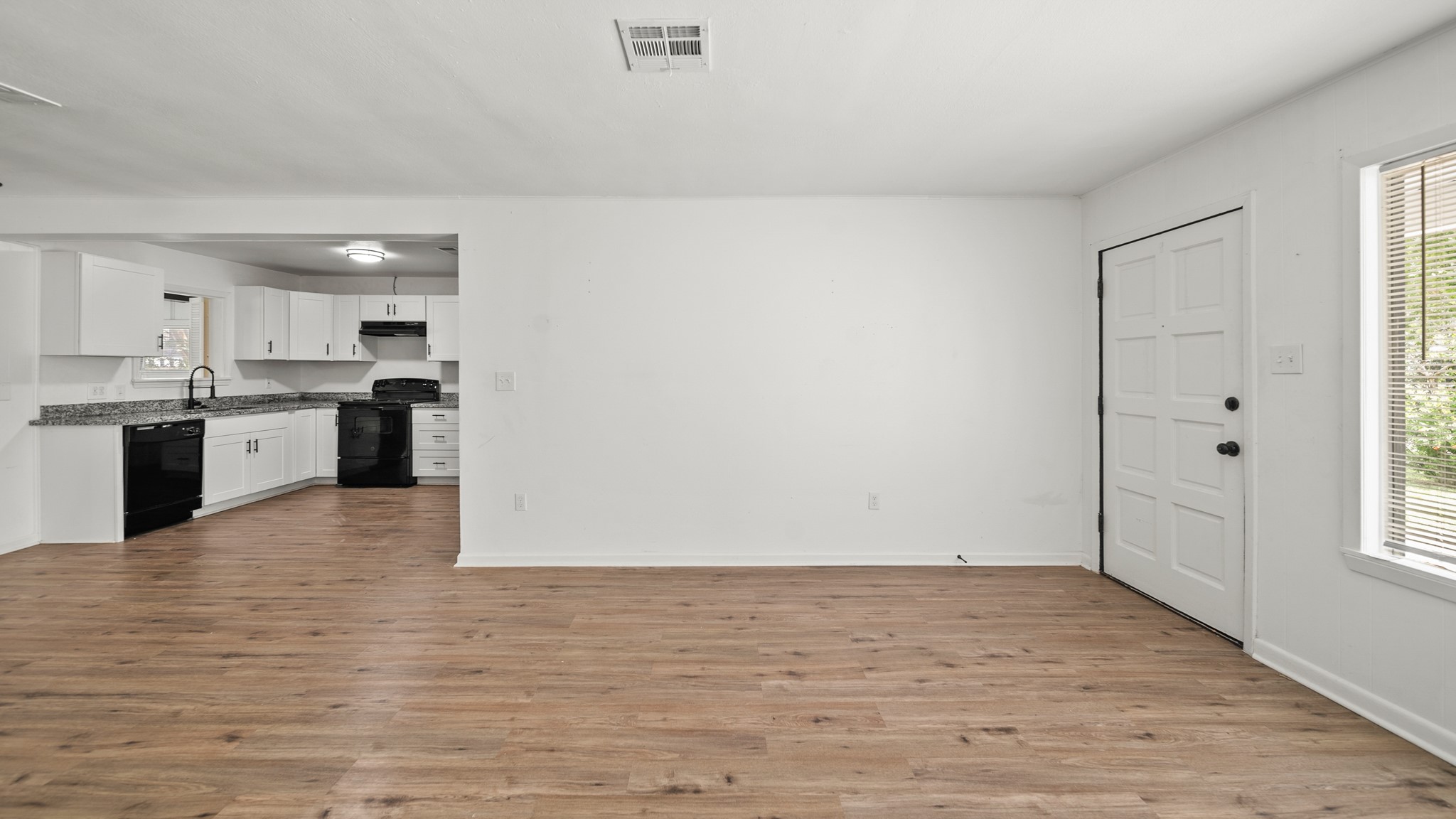 8327 Bonner Drive Property Photo 9