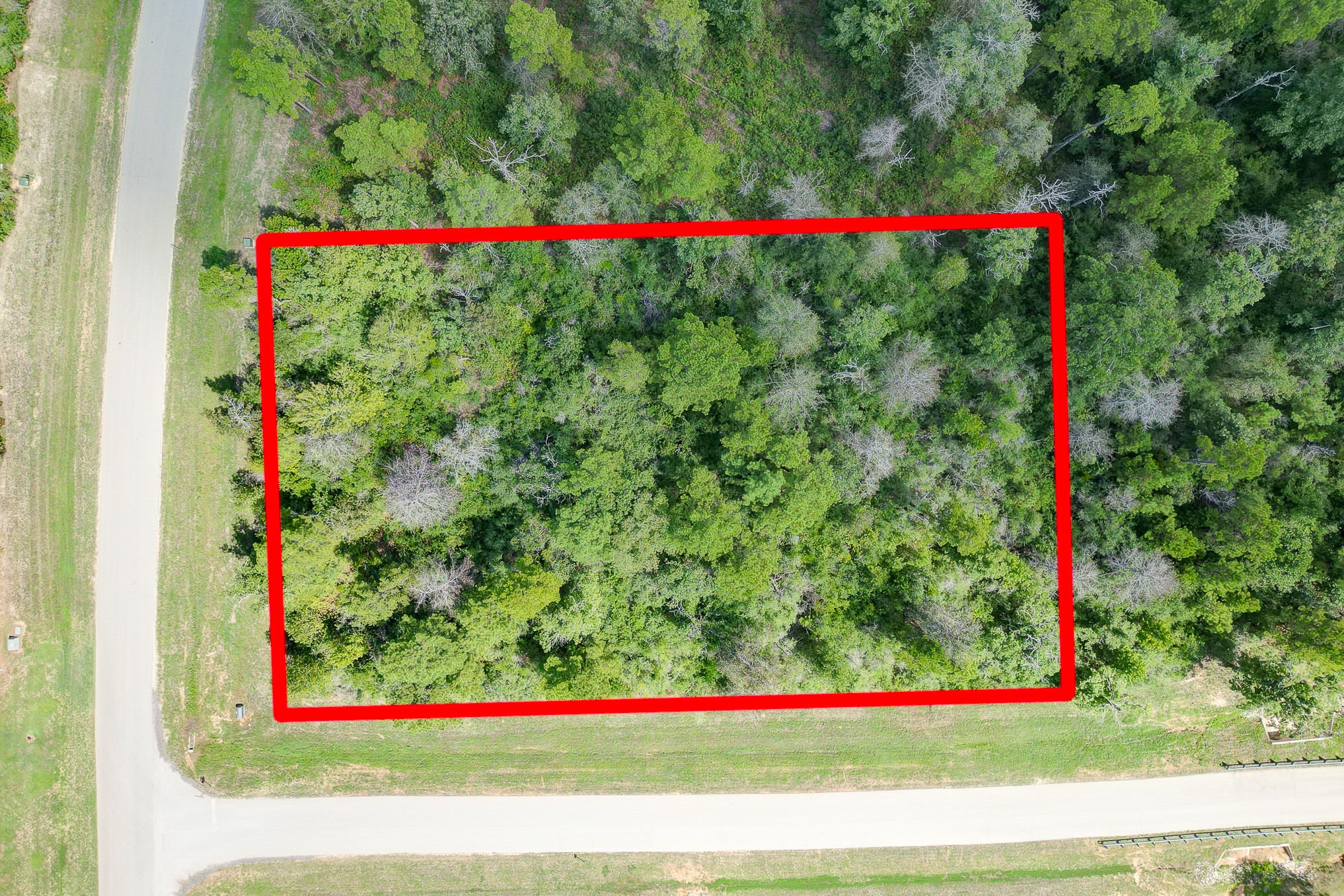 10692 Ruger Road Property Photo 1