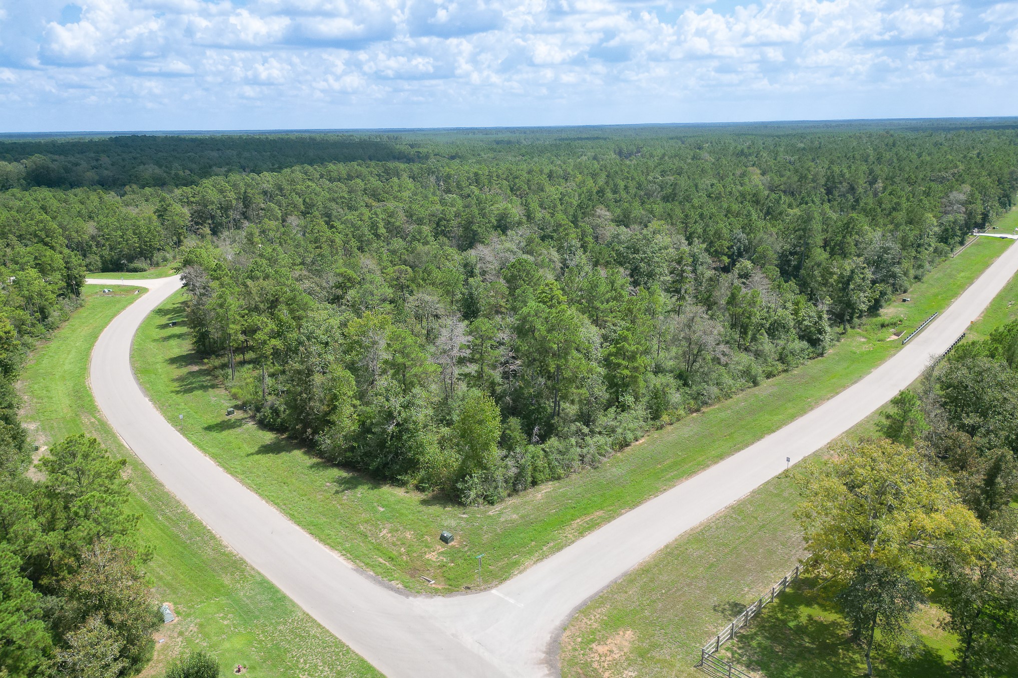 10692 Ruger Road Property Photo 6