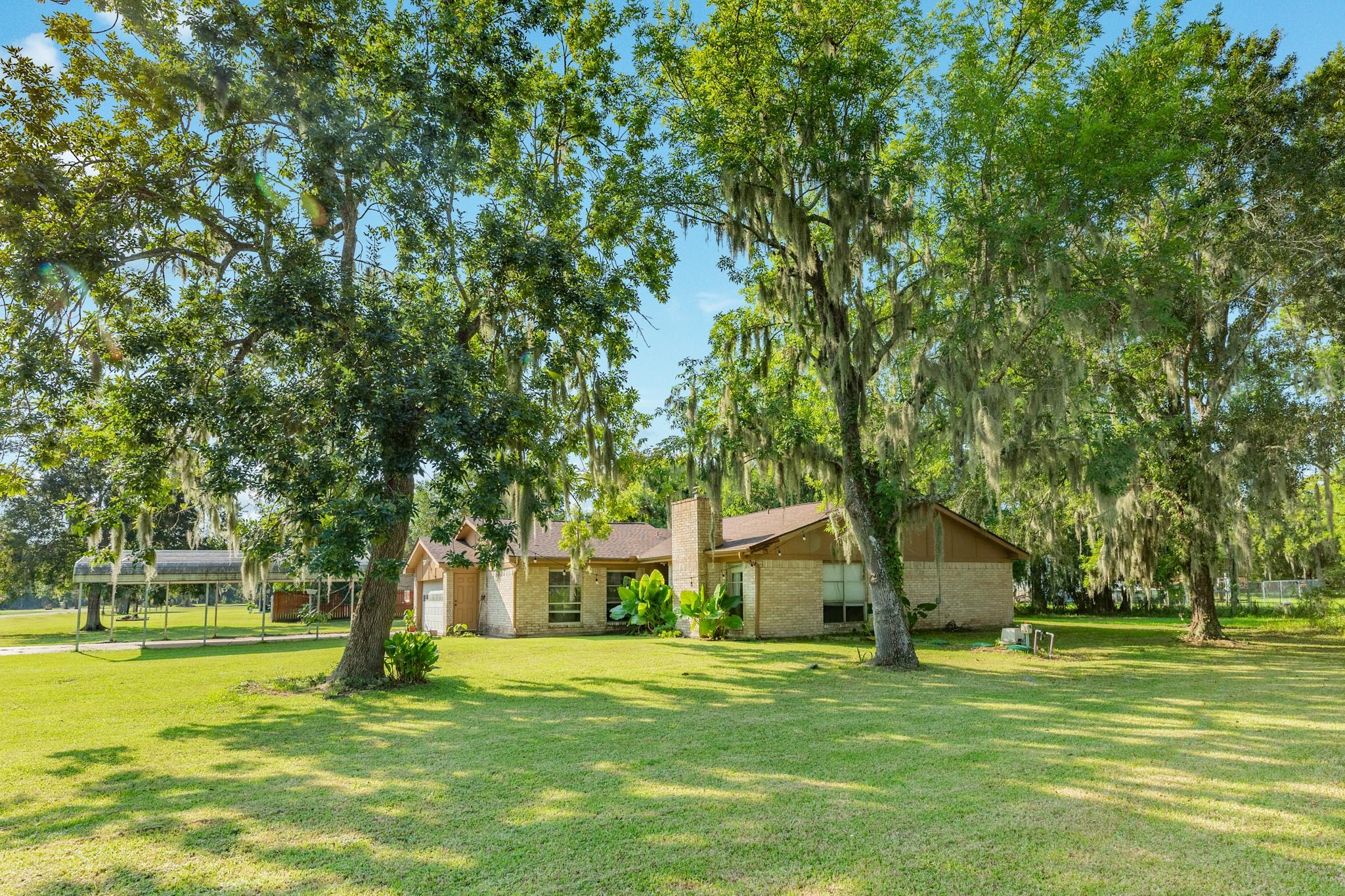 133 Tweedy Lane 878 Property Photo 4
