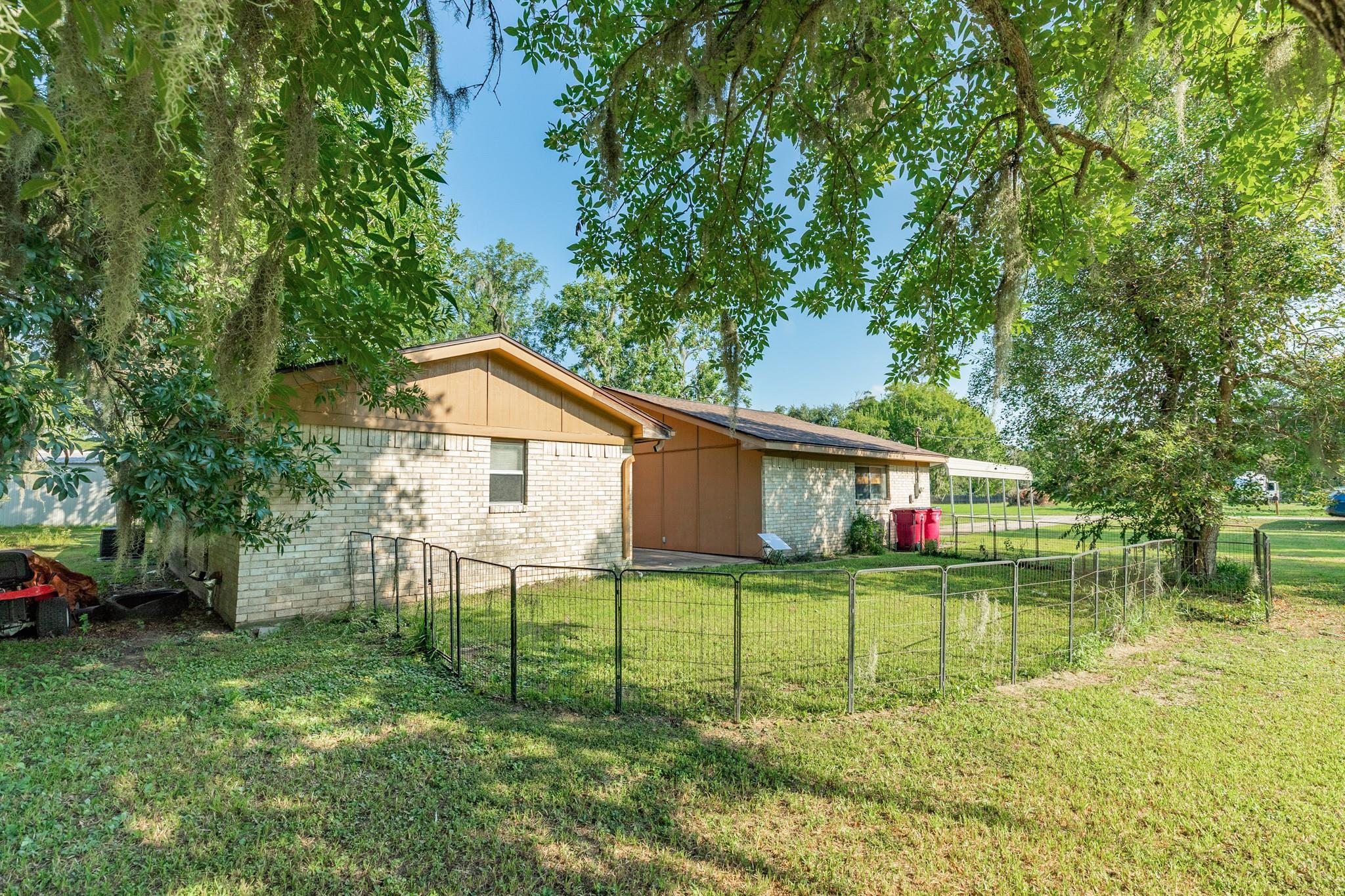 133 Tweedy Lane 878 Property Photo 7