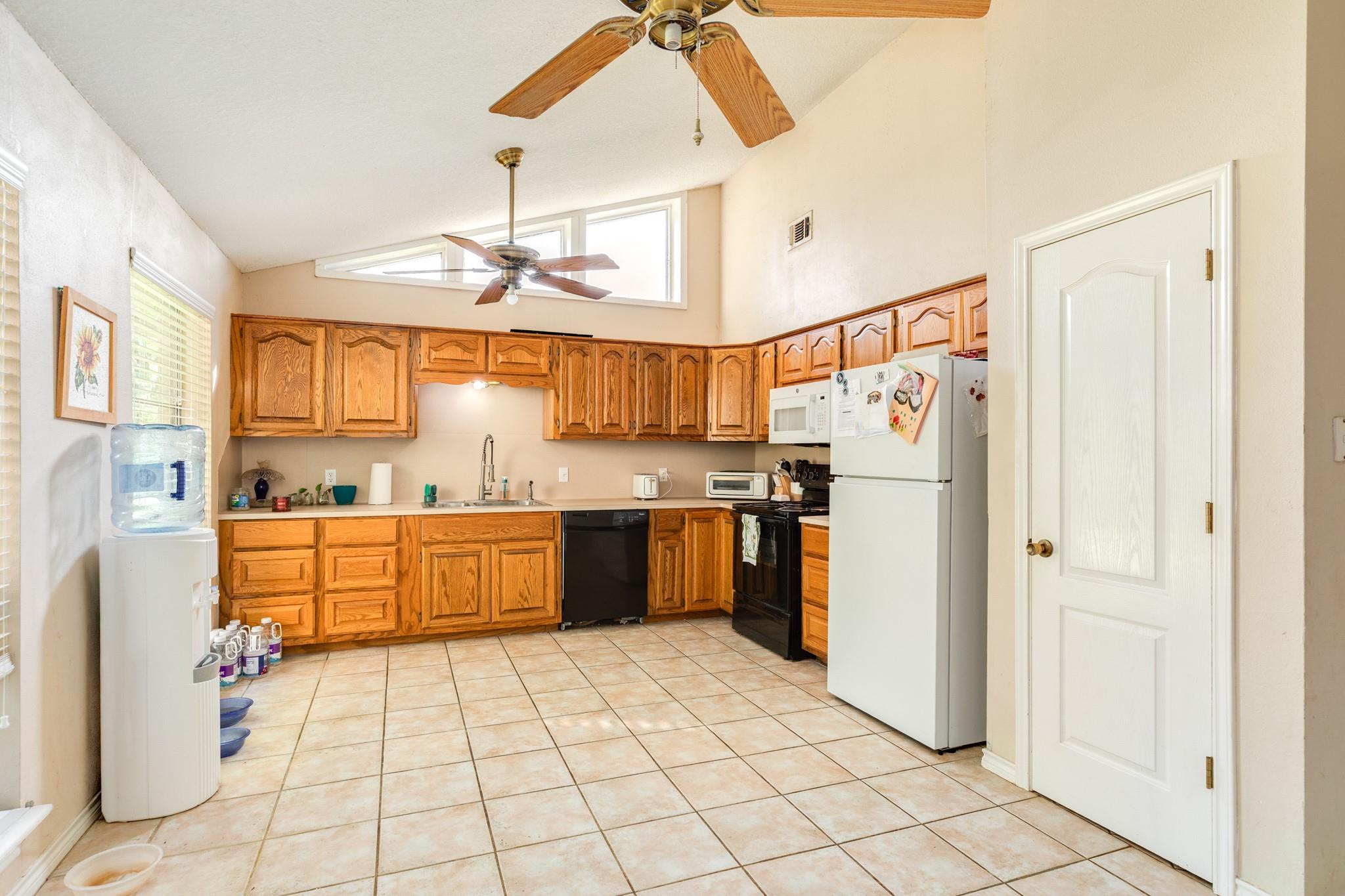 133 Tweedy Lane 878 Property Photo 17