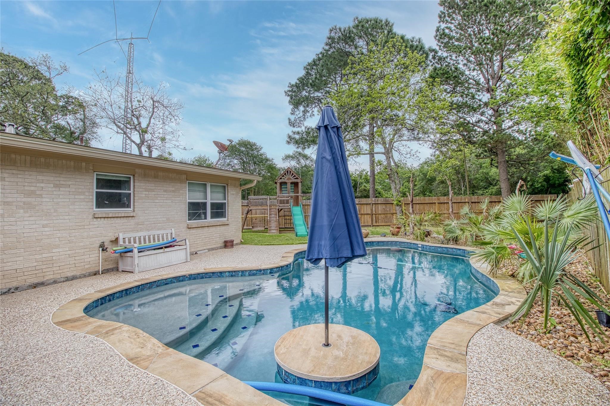 1405 Delabrook Court Property Photo 19