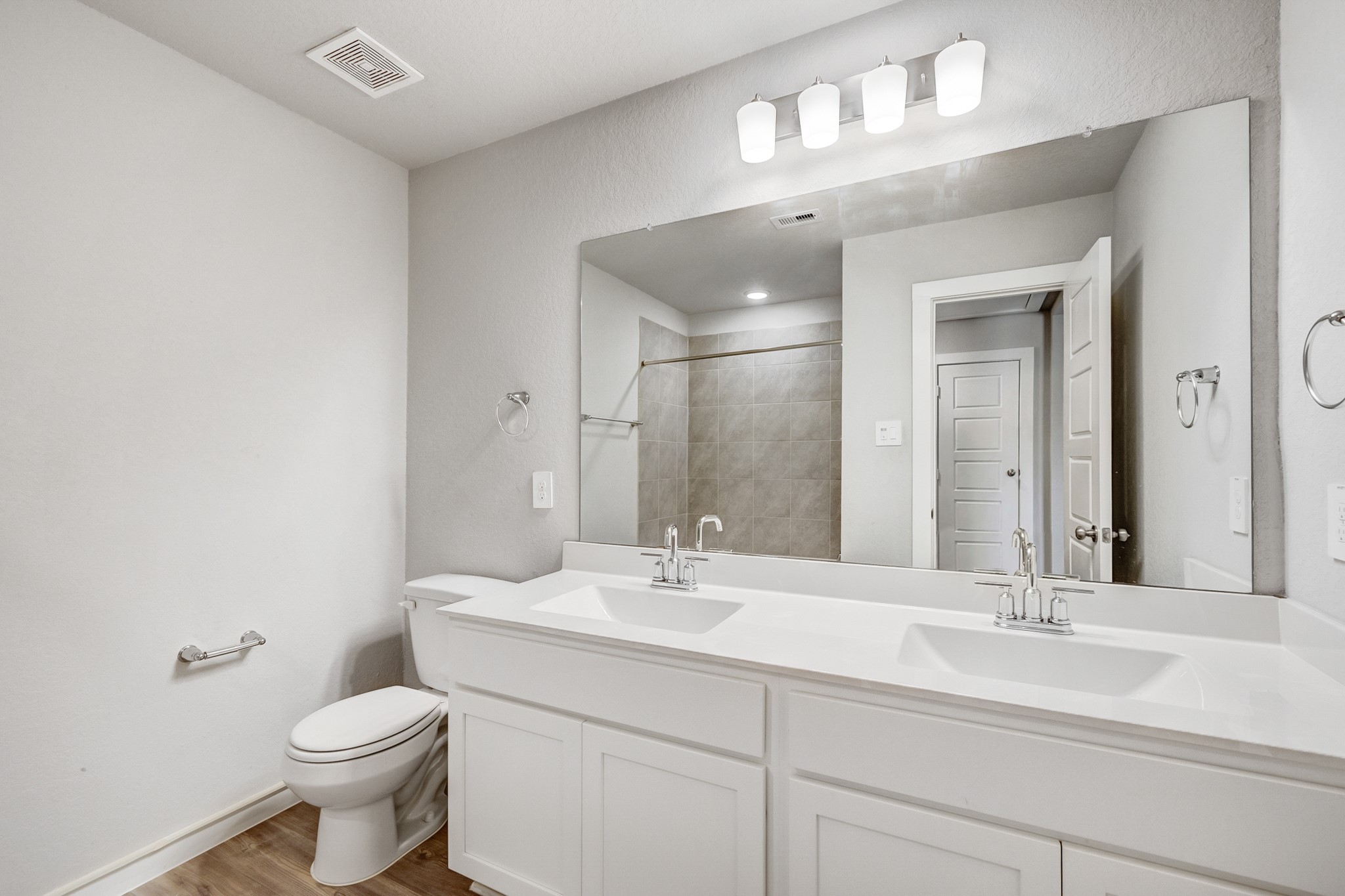 17474 Rosewood Manor Lane Property Photo 28