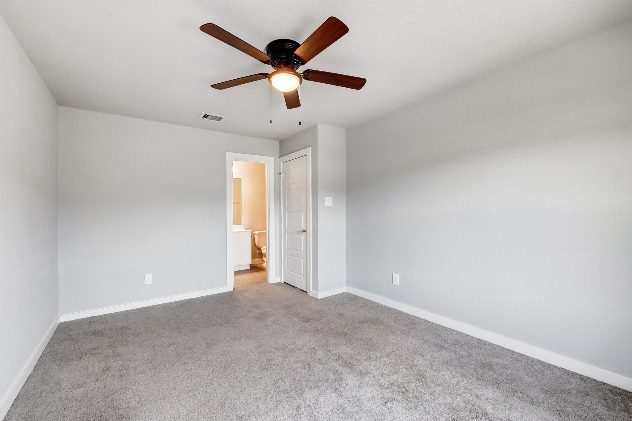 17474 Rosewood Manor Lane Property Photo 30
