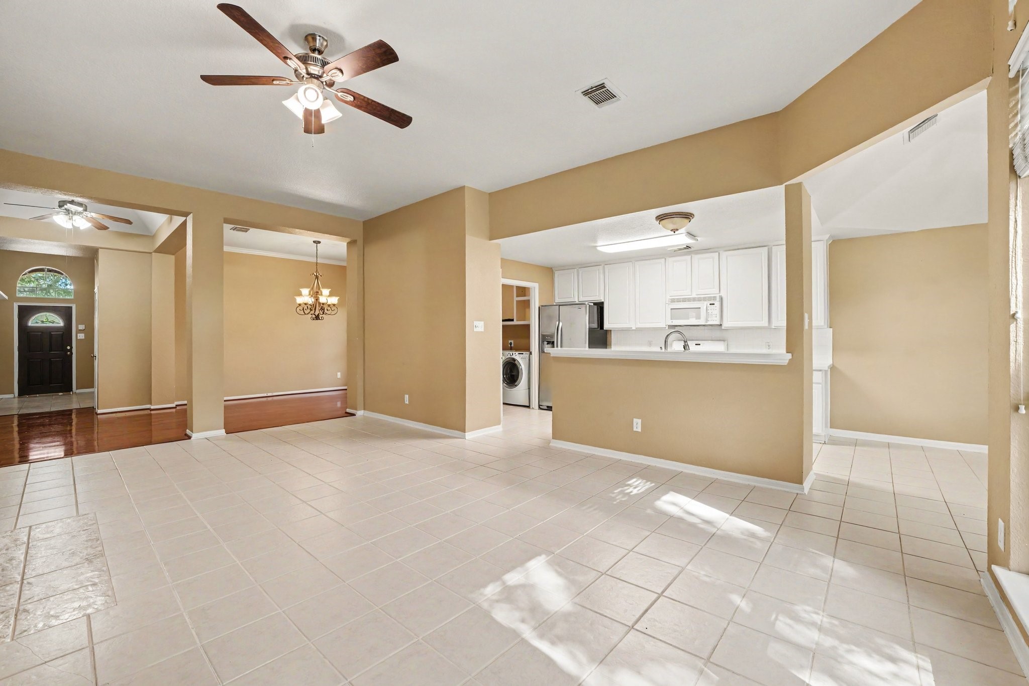 4606 Russett Lane Property Photo 5