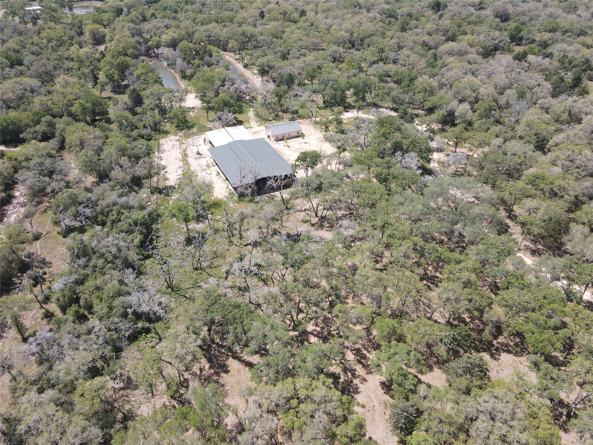 2512 Interstate 10 Property Photo 4