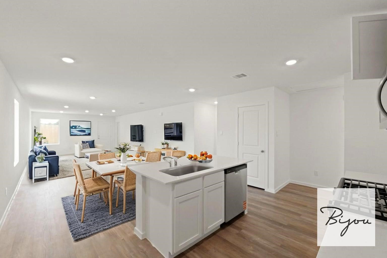 3045 Brizzo Beach Lane Property Photo 4
