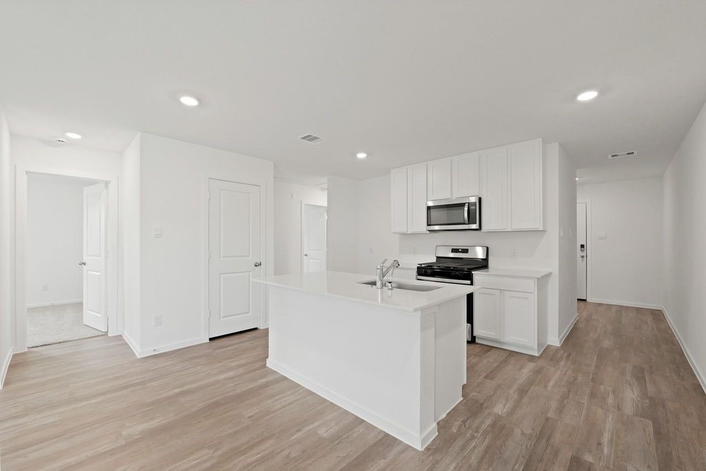 3045 Brizzo Beach Lane Property Photo 10