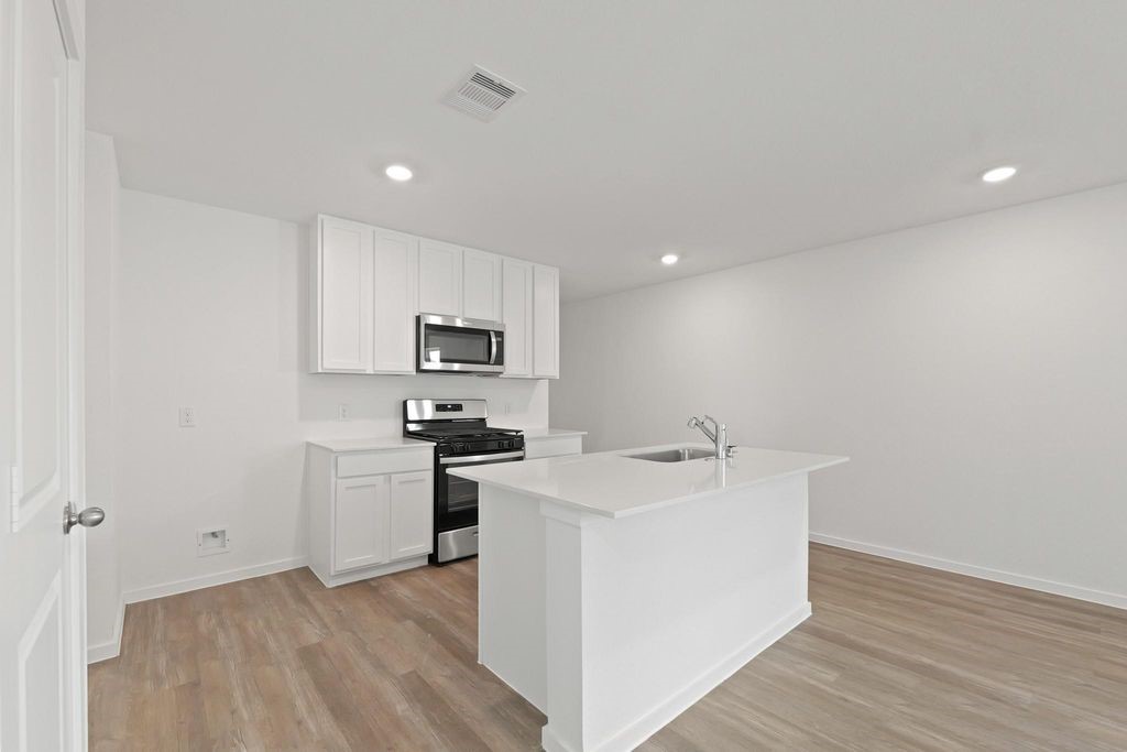 3045 Brizzo Beach Lane Property Photo 11