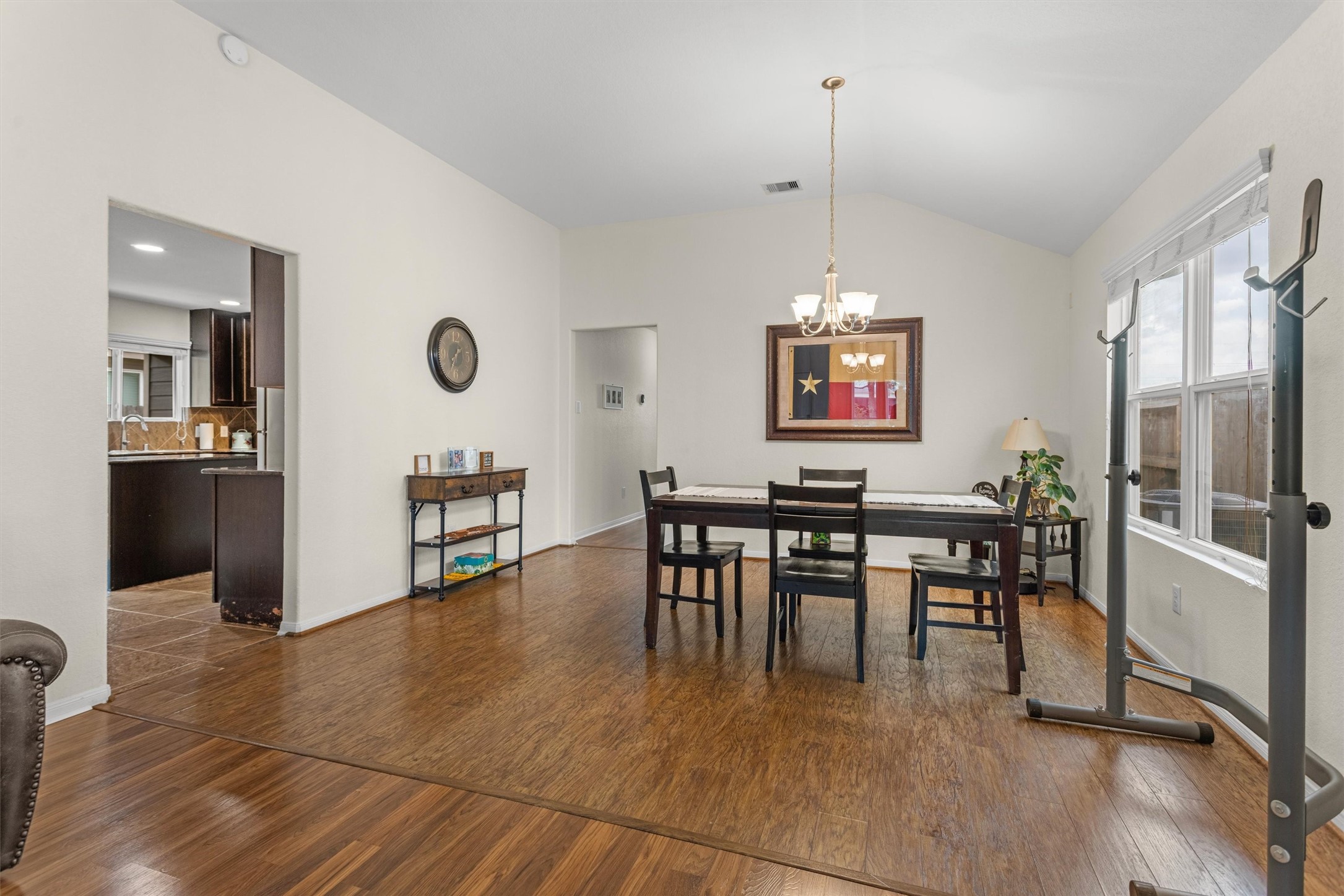 3306 View Valley Trail Property Photo 9