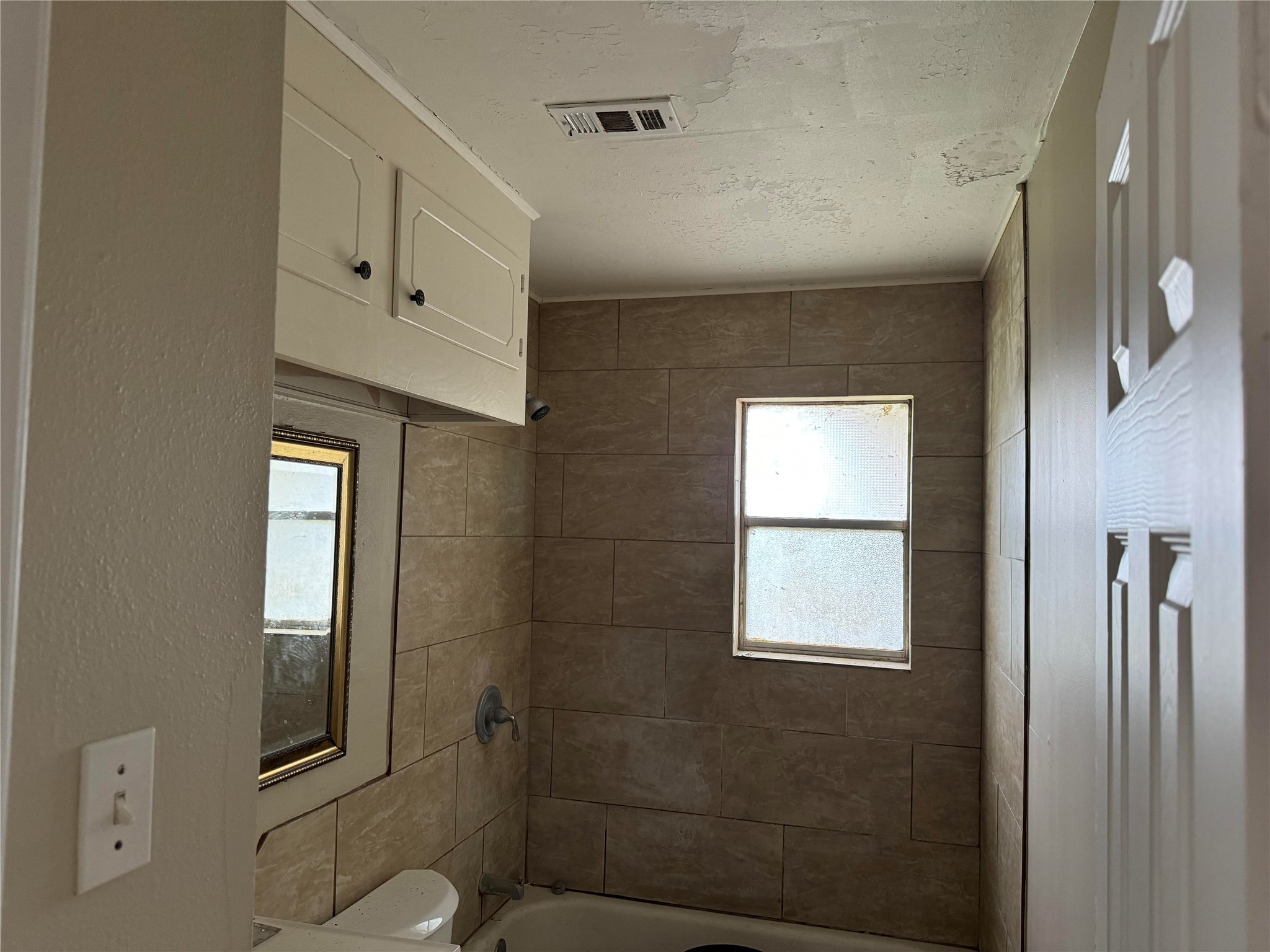 4907 Redfish Reef Drive Property Photo 4