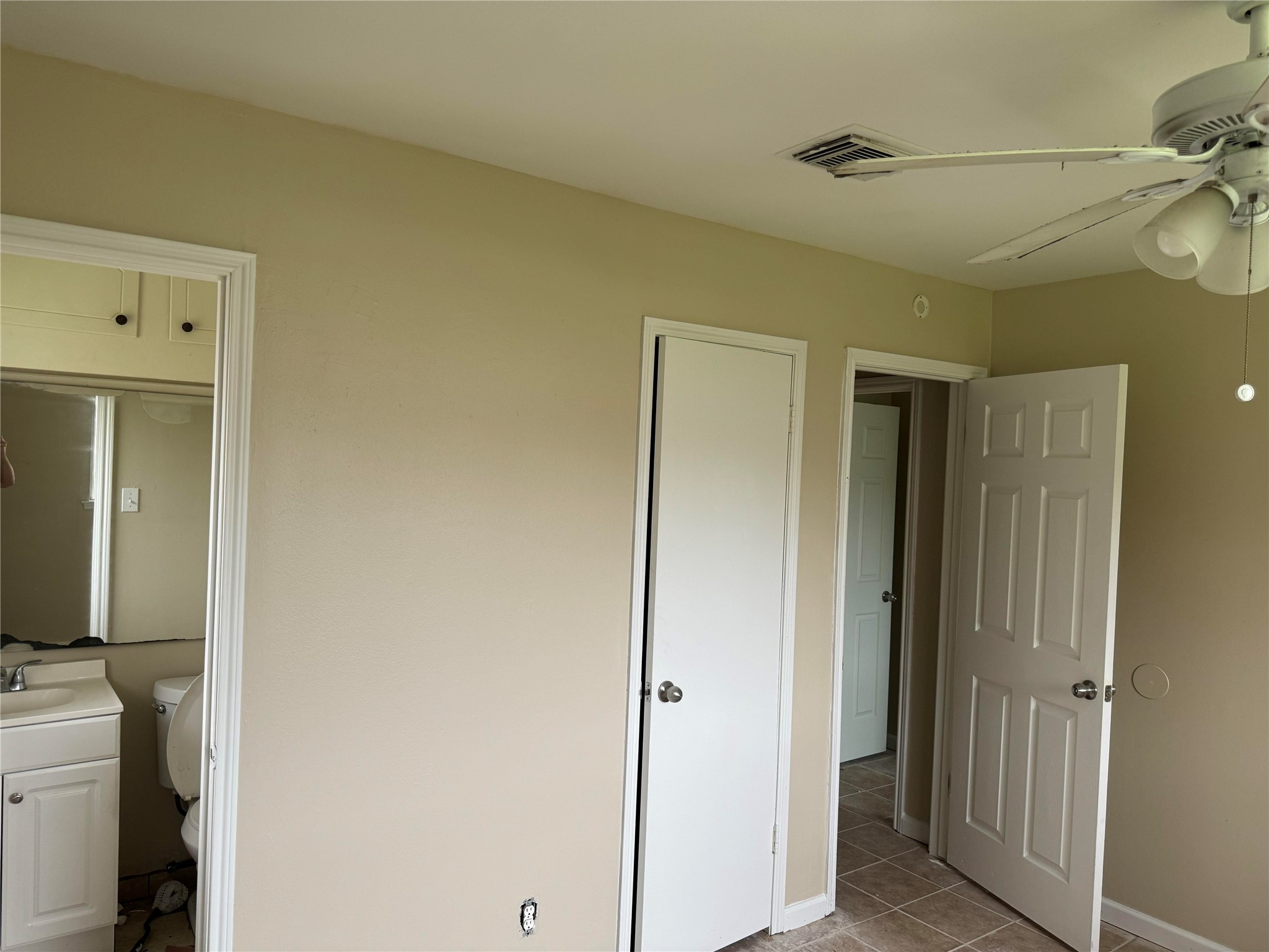 4907 Redfish Reef Drive Property Photo 5