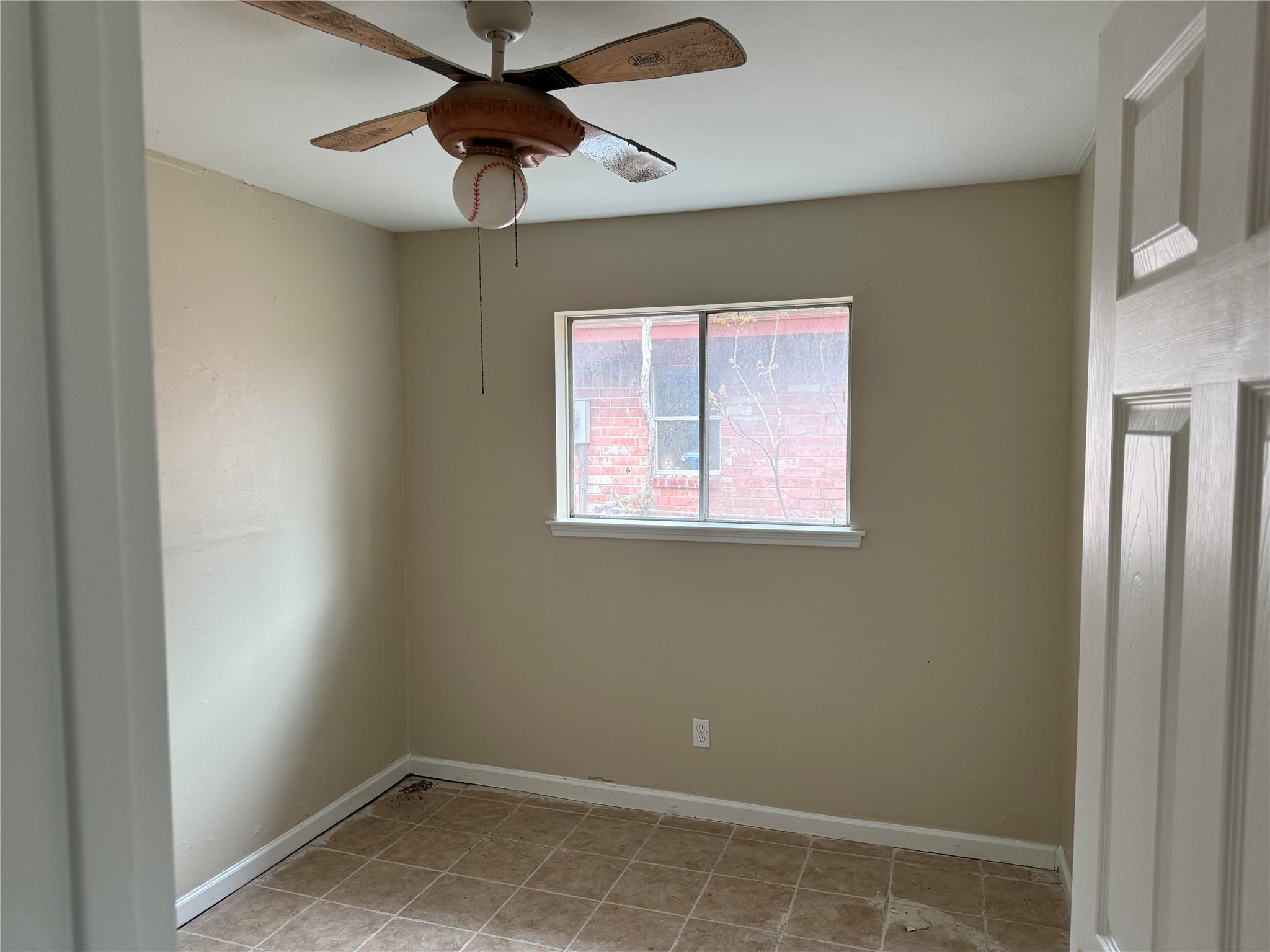 4907 Redfish Reef Drive Property Photo 11