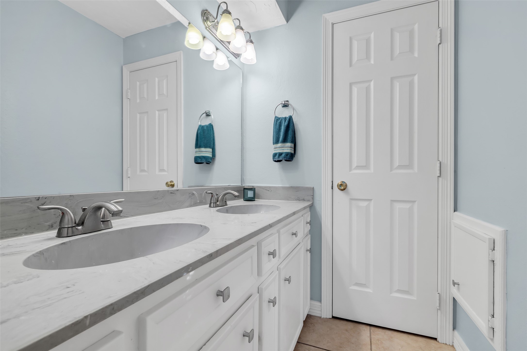 24102 Northcrest Drive Property Photo 14