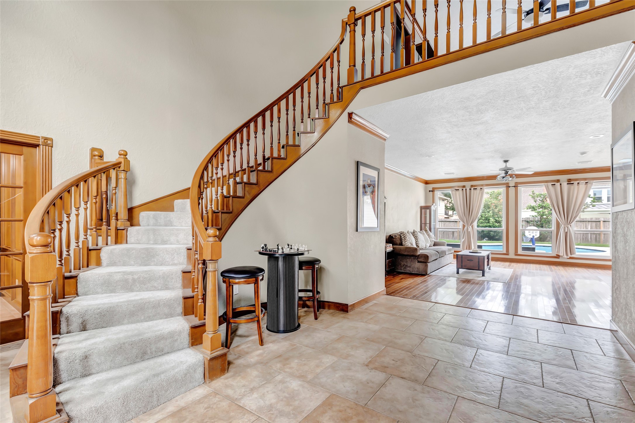 2106 Mountain Lake Drive Property Photo 2