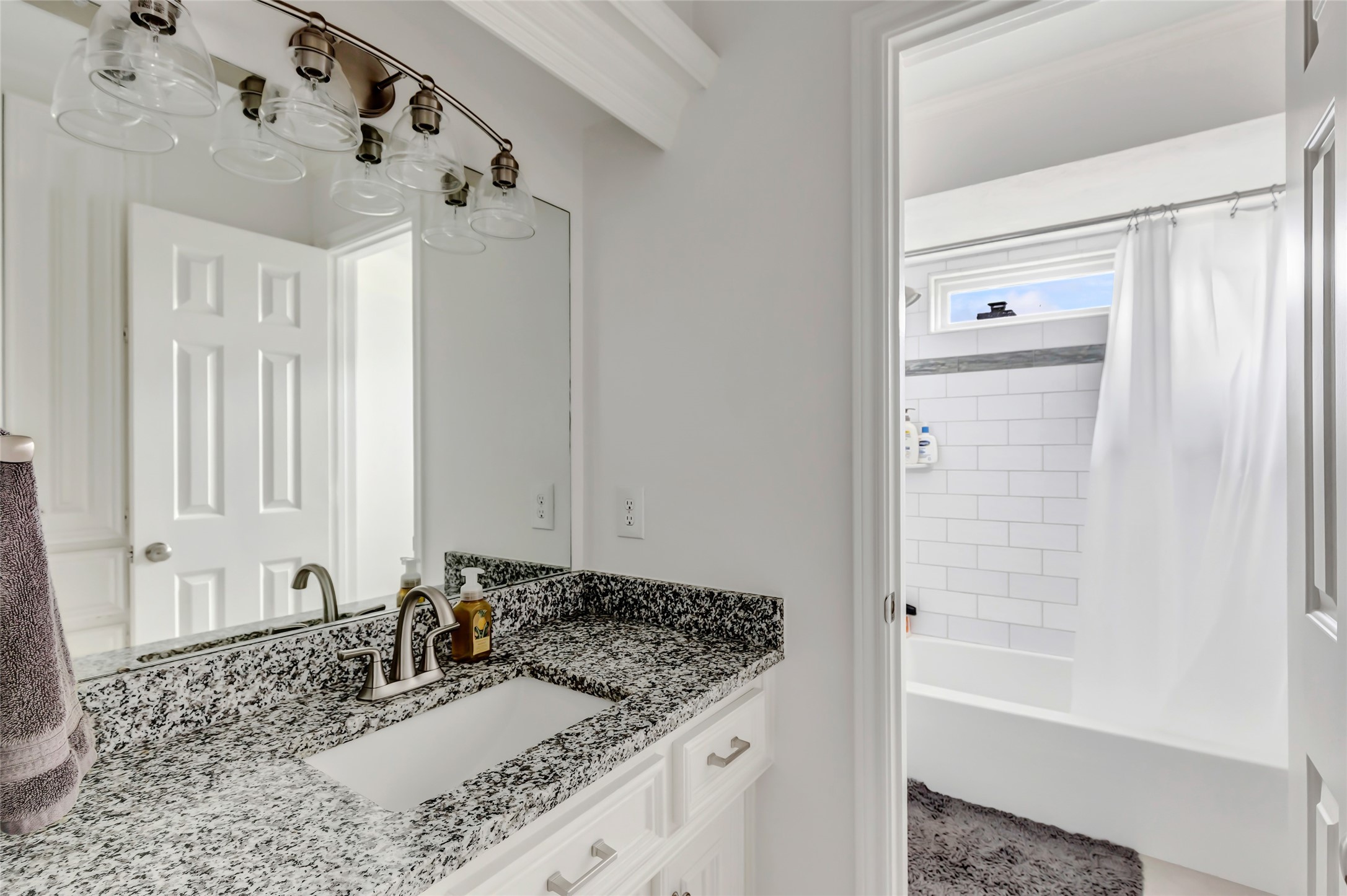 2106 Mountain Lake Drive Property Photo 41
