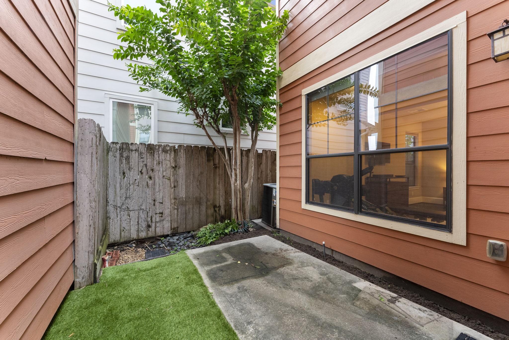 1049 W 22nd Street K Property Photo 36