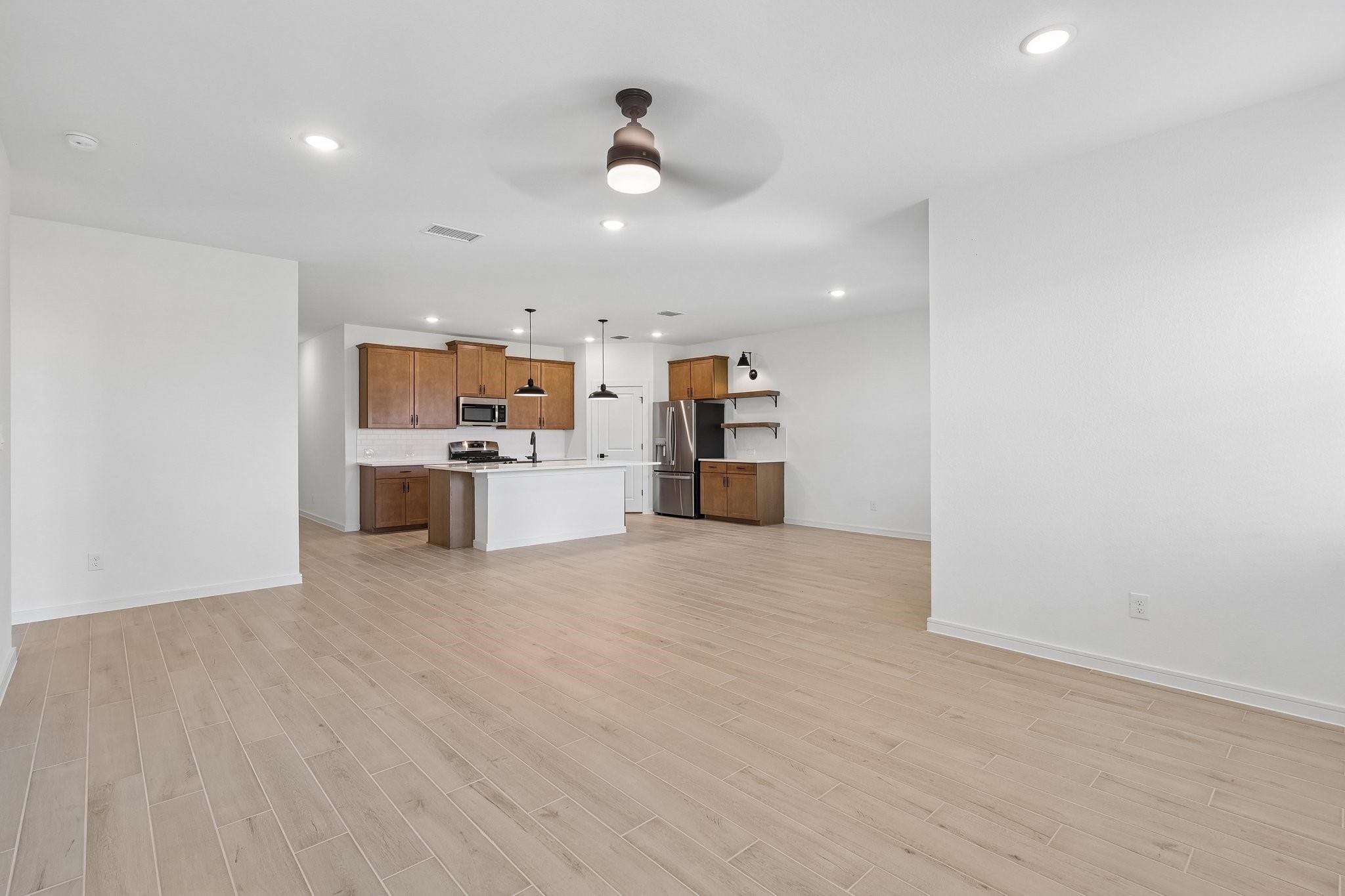 551 Day Station Drive Property Photo 6