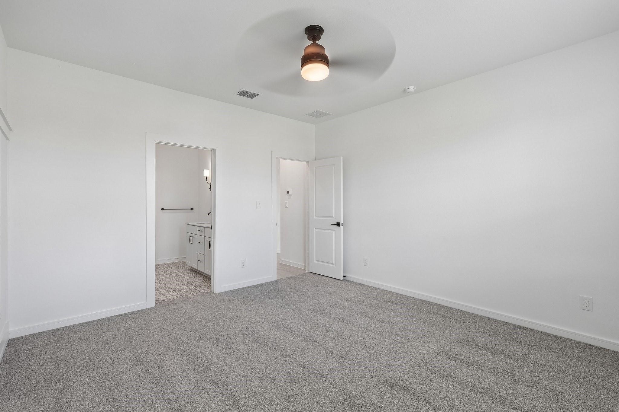 551 Day Station Drive Property Photo 9