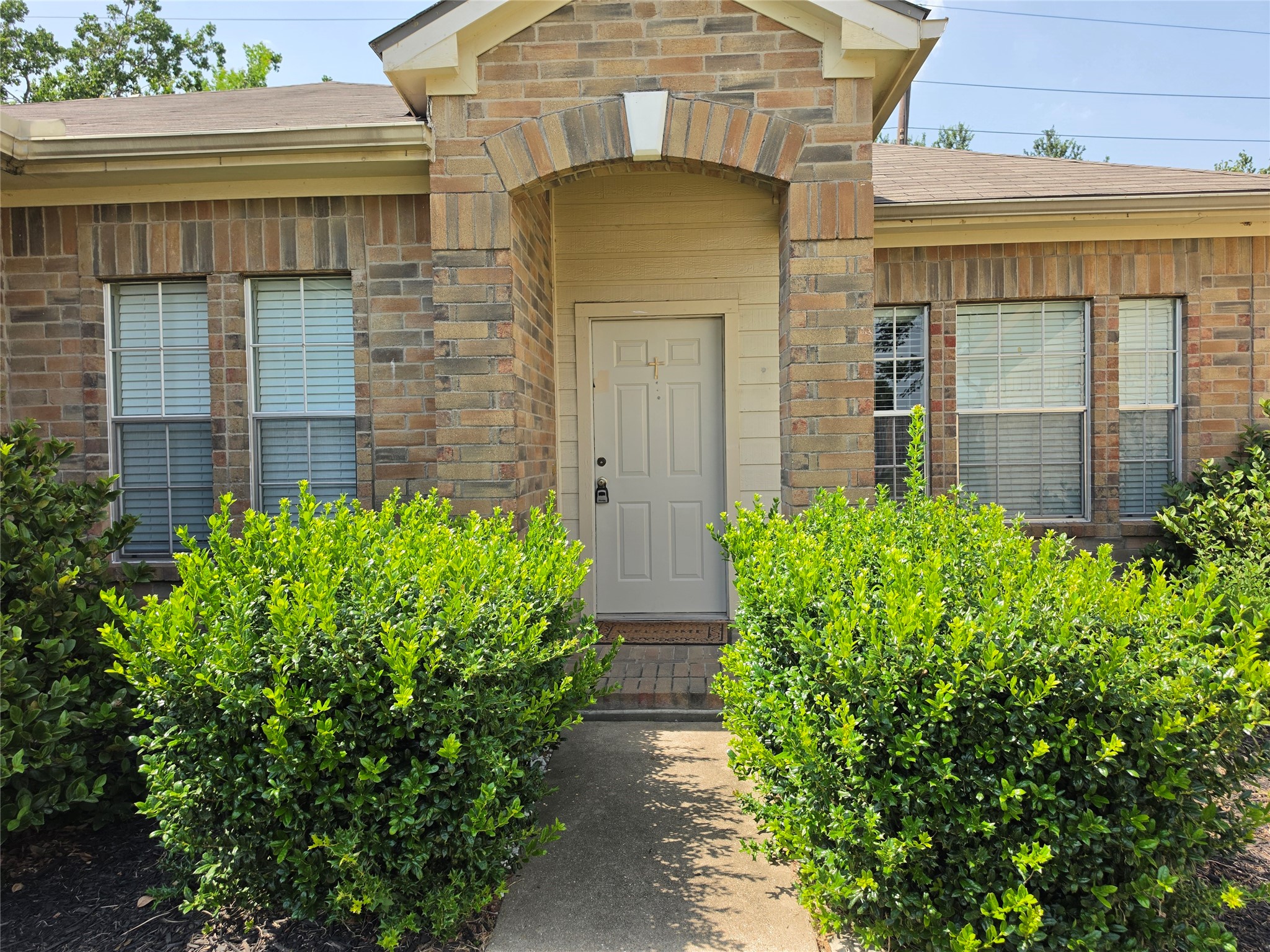 7002 Plaza Del Sol Drive D Property Photo 2
