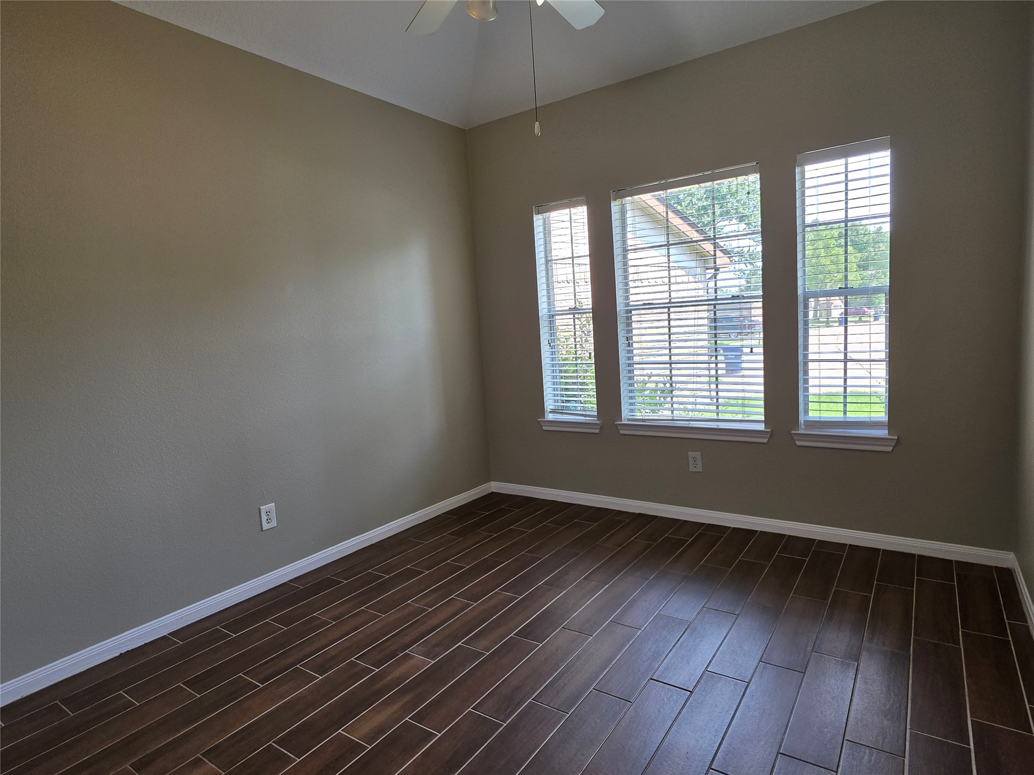 7002 Plaza Del Sol Drive D Property Photo 12
