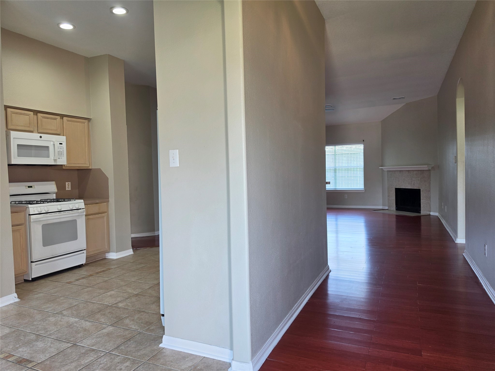 7002 Plaza Del Sol Drive D Property Photo 17